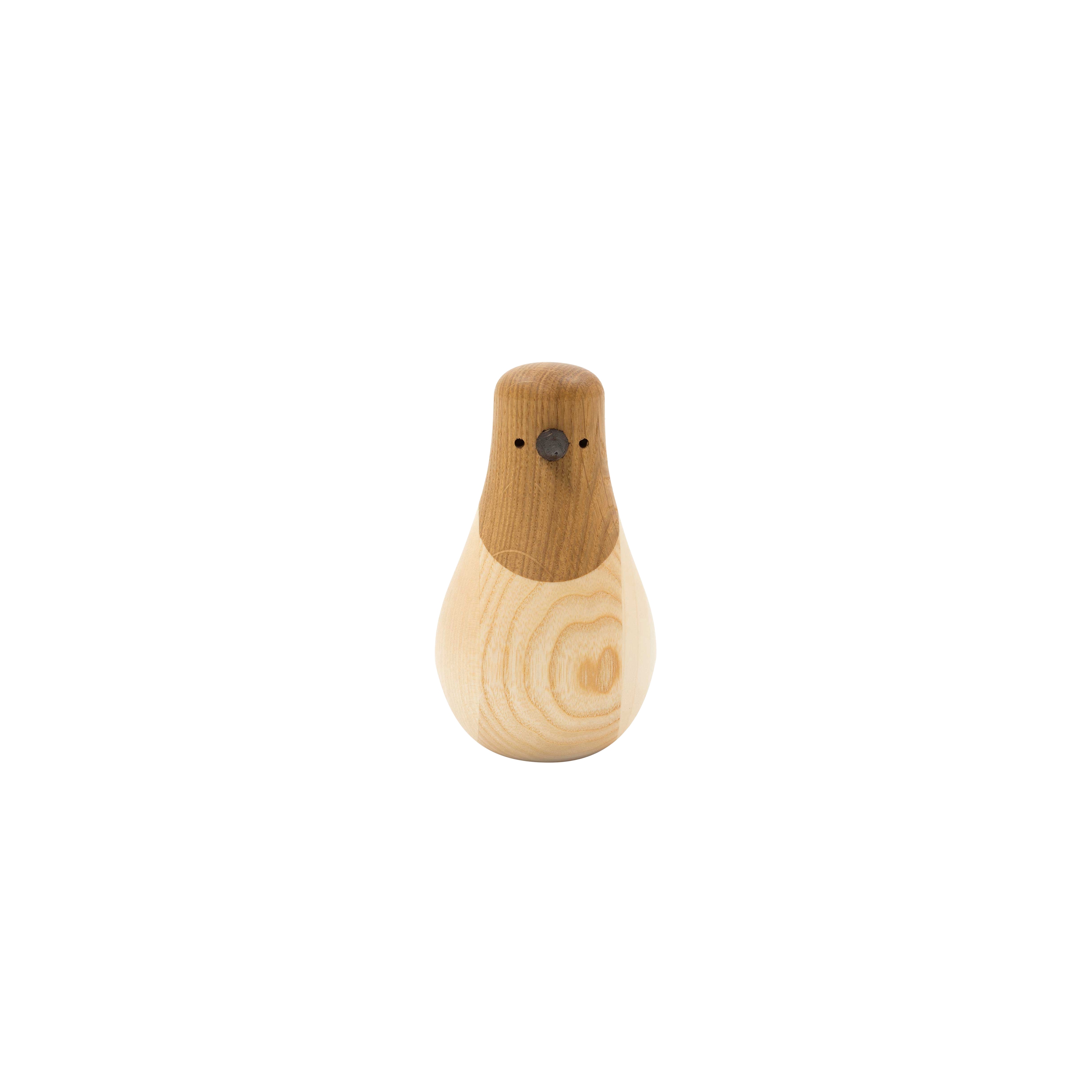 Mostra il prodotto Turned Pigeon Oak del produttore Hem Design Studio