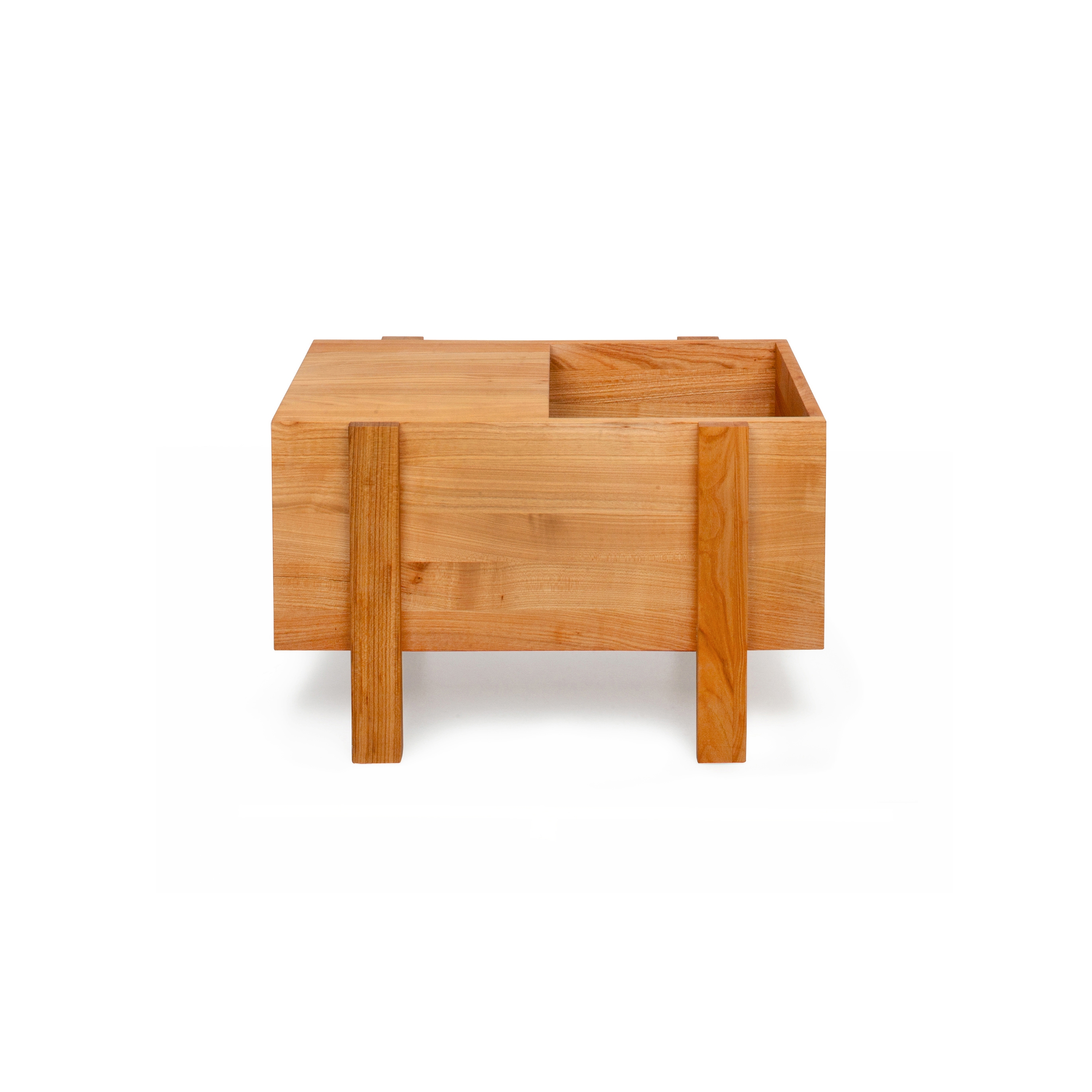 Mostra il prodotto Nightstand Feronia del produttore reseda