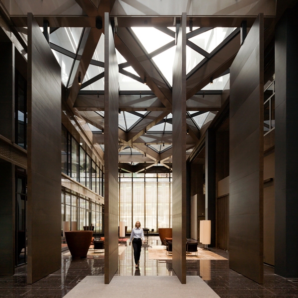 Display product System 3 | Pivoting Wall Atrium Amsterdam from manufacturer FritsJurgens