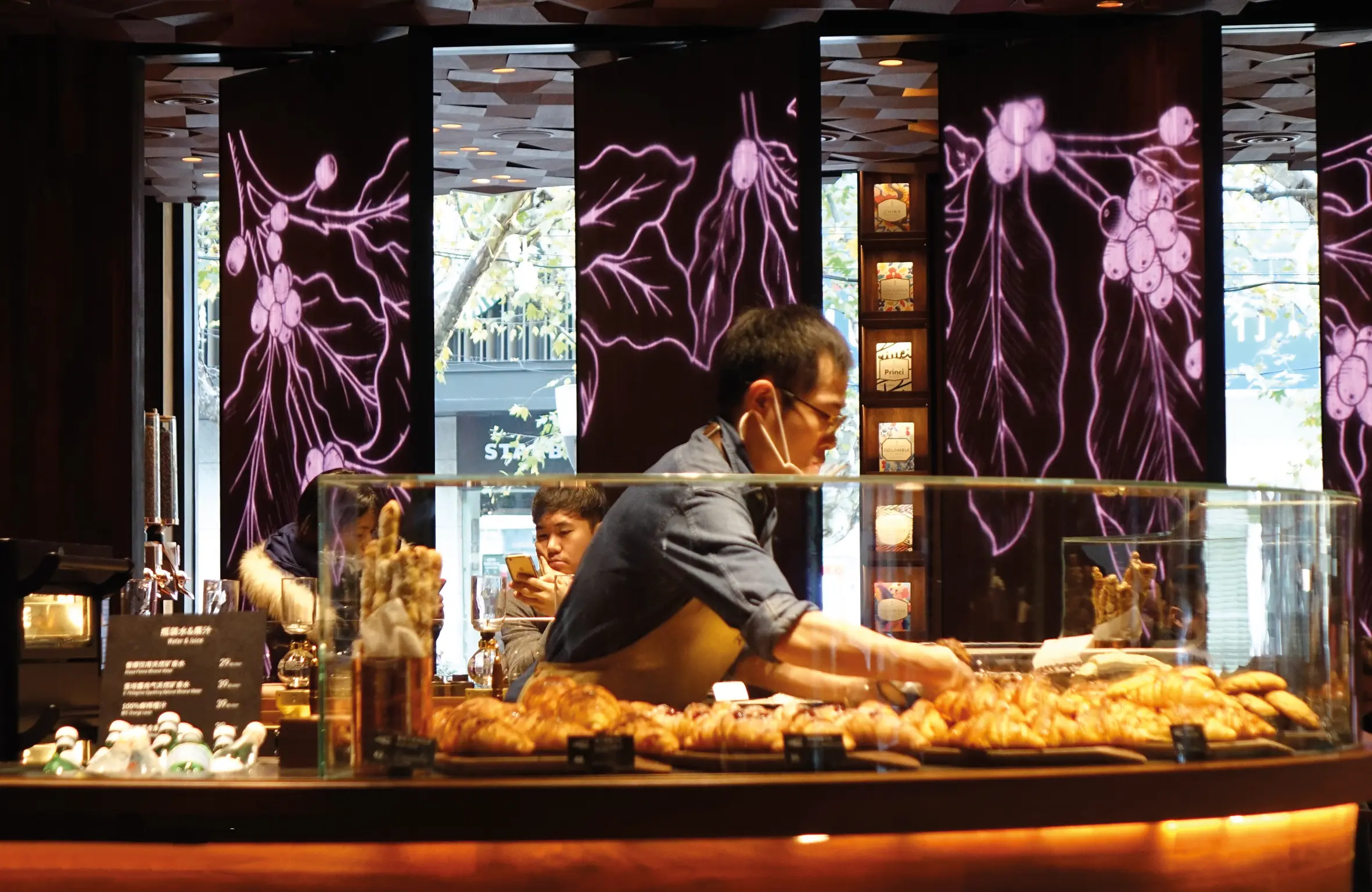 FritsJurgens - System 3 | Pivoting Wall