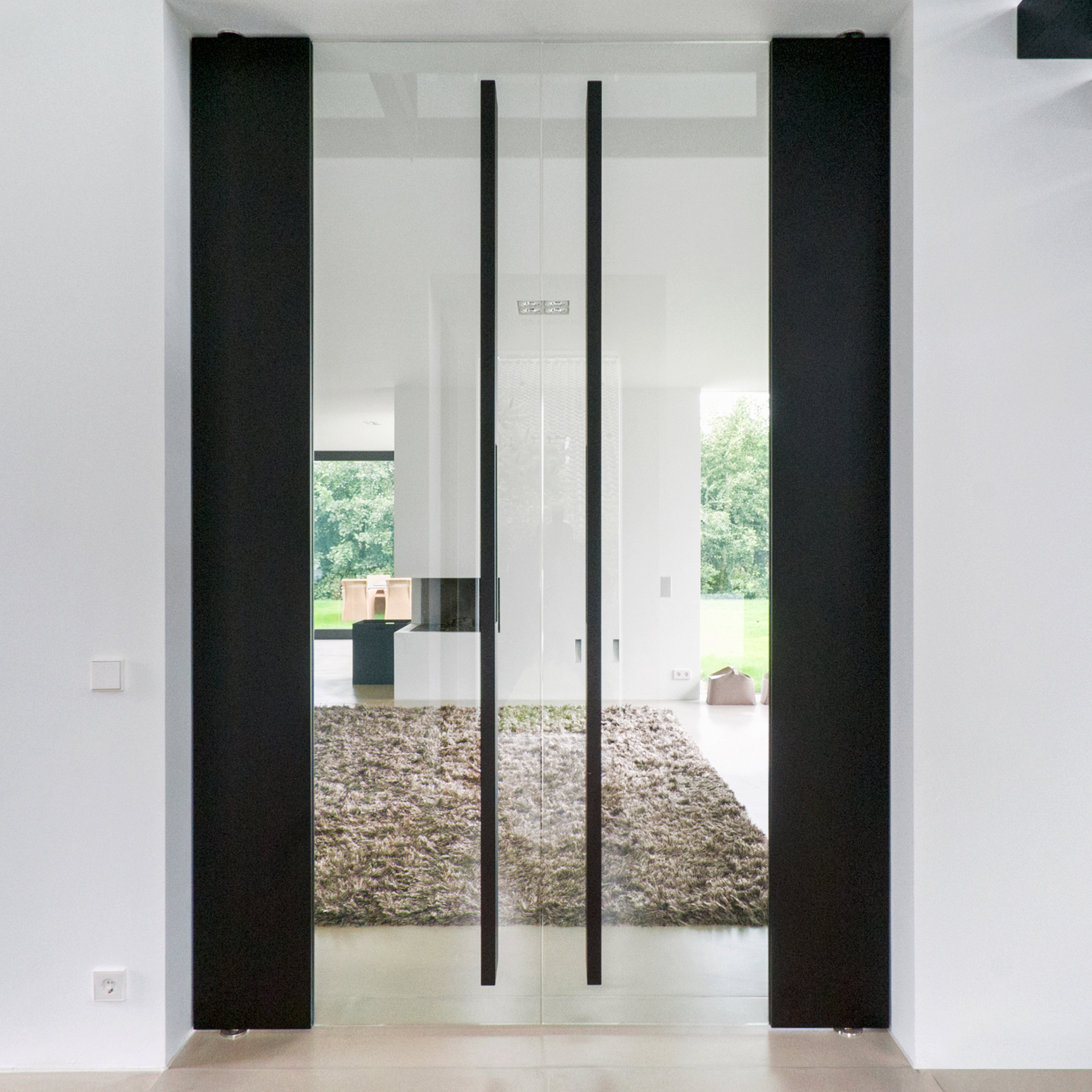 Display product System M | Pivoting Glass Door from manufacturer FritsJurgens