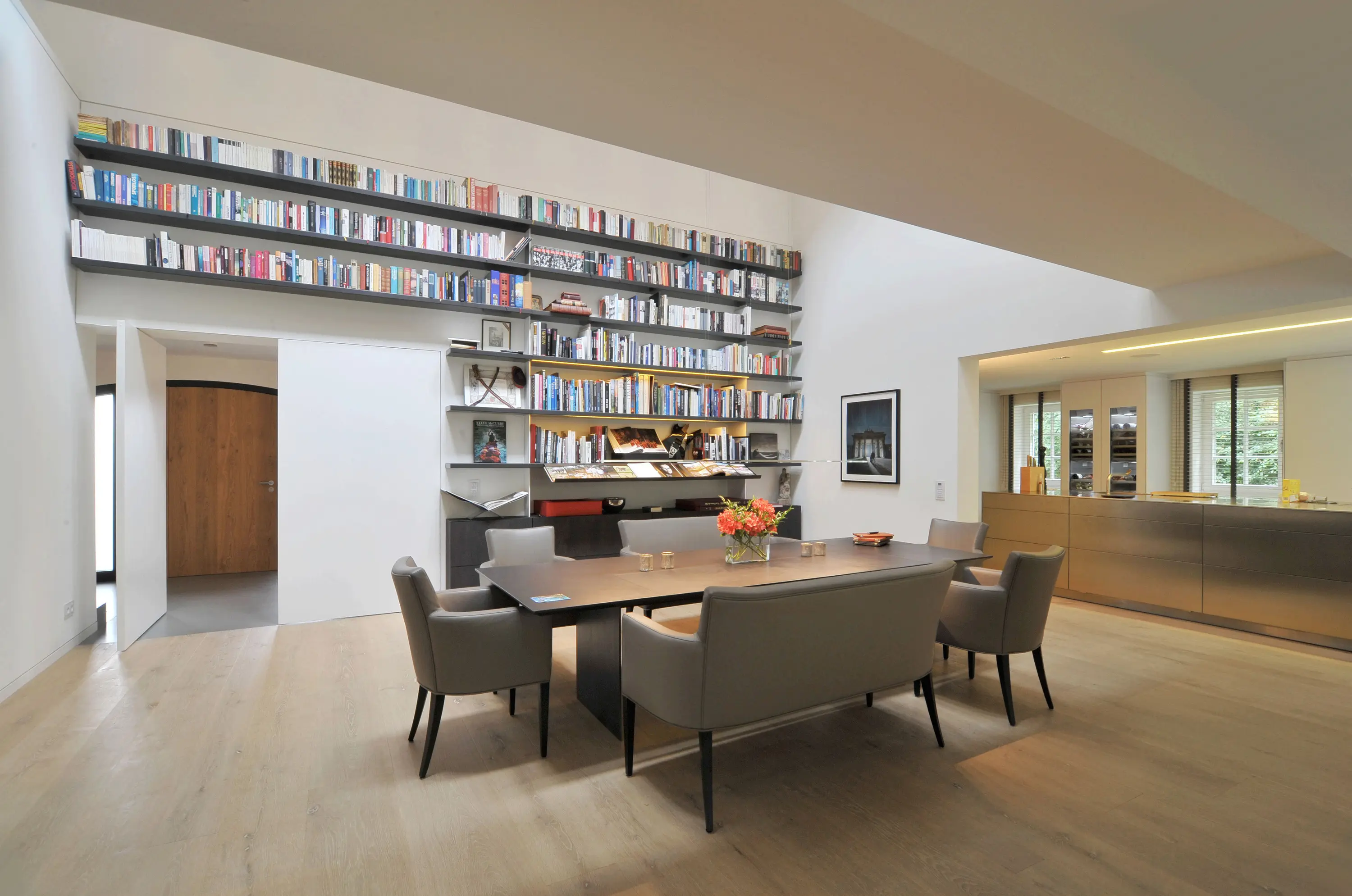 FritsJurgens - System M | Wooden Pivot Door