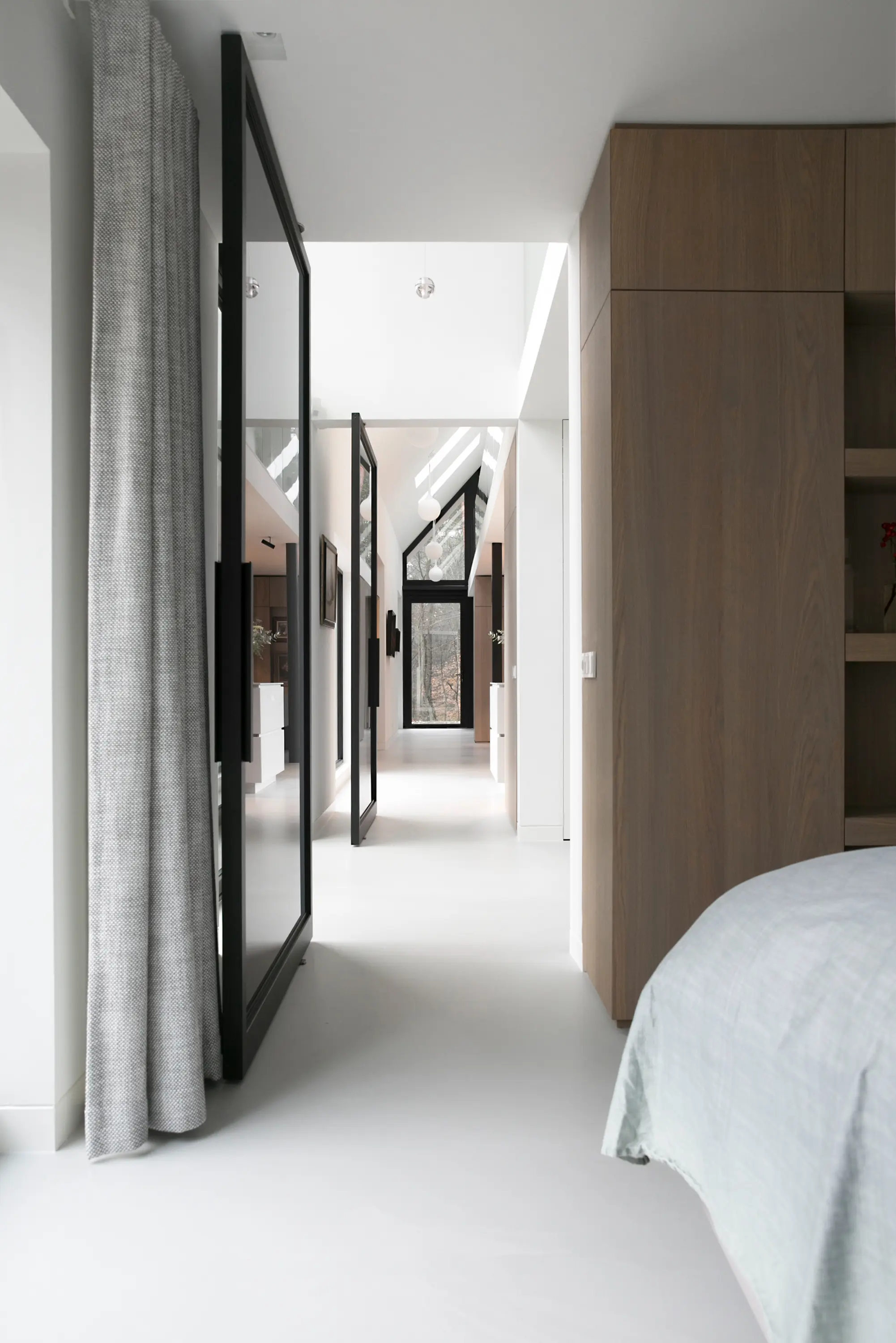 FritsJurgens - System M | Hinge in Steel Pivoting Door