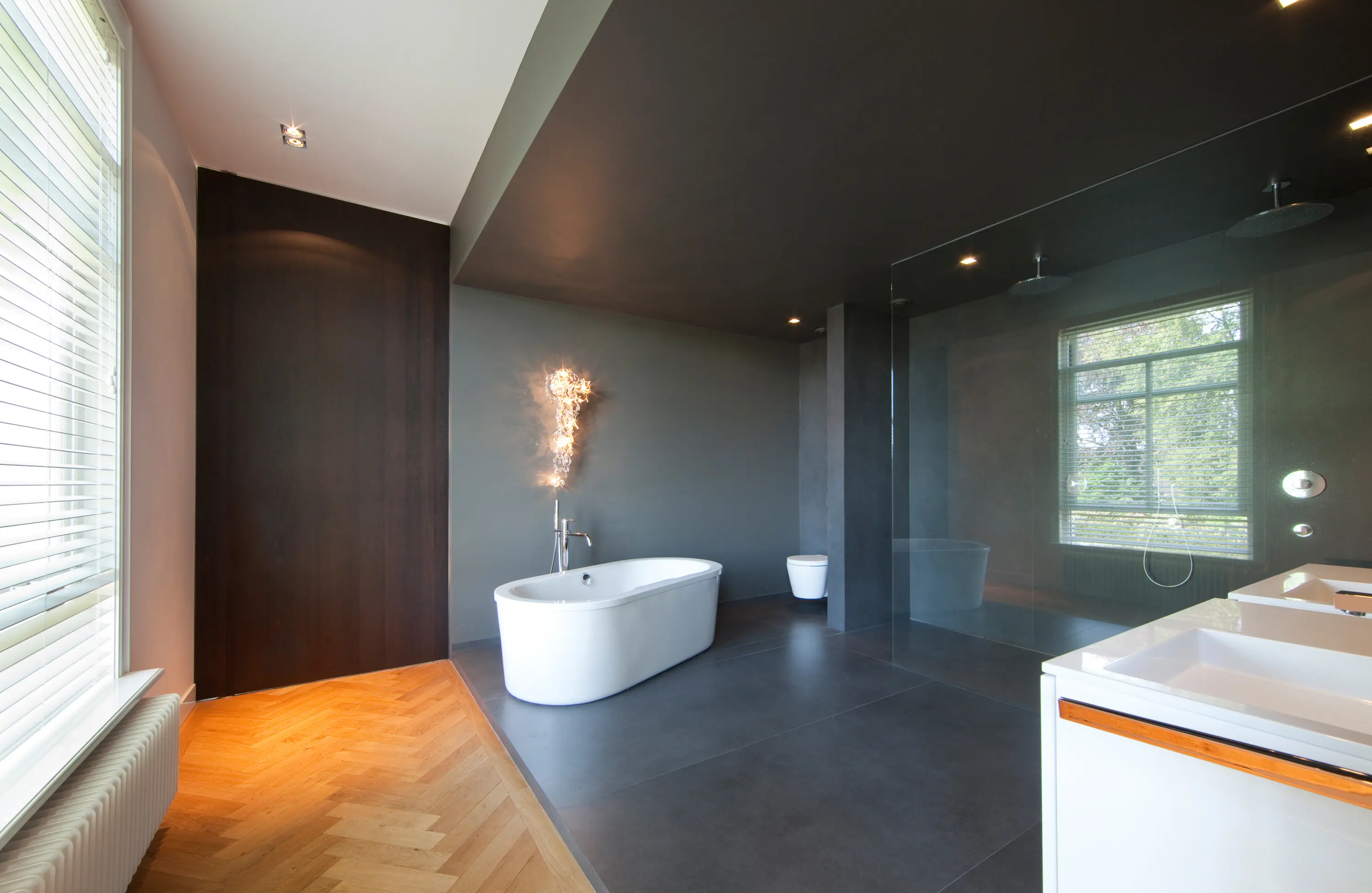 FritsJurgens - System M | Wenge Fineer Pivot Door