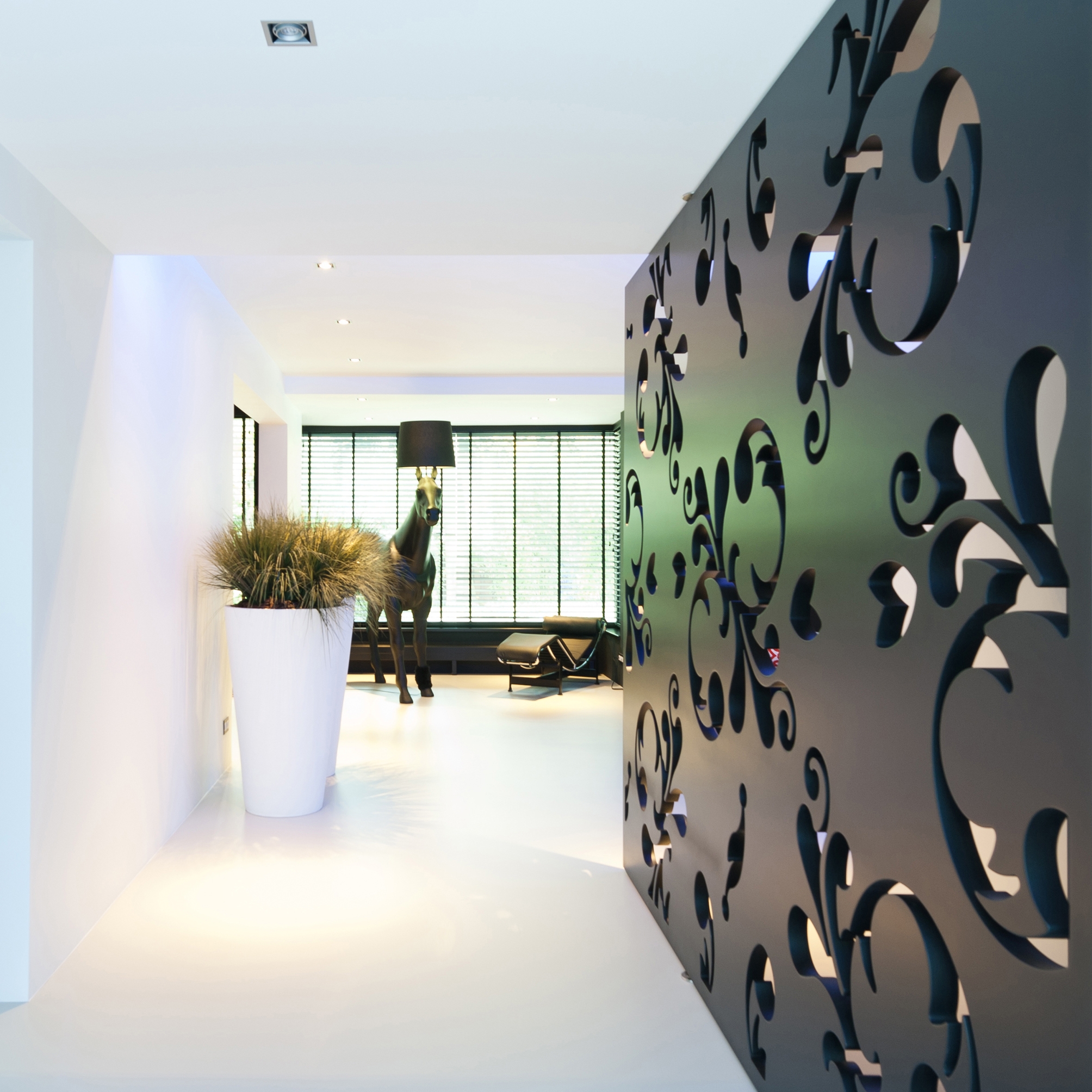 Produkt System One | Big Pivoting Door des Herstellers FritsJurgens anzeigen