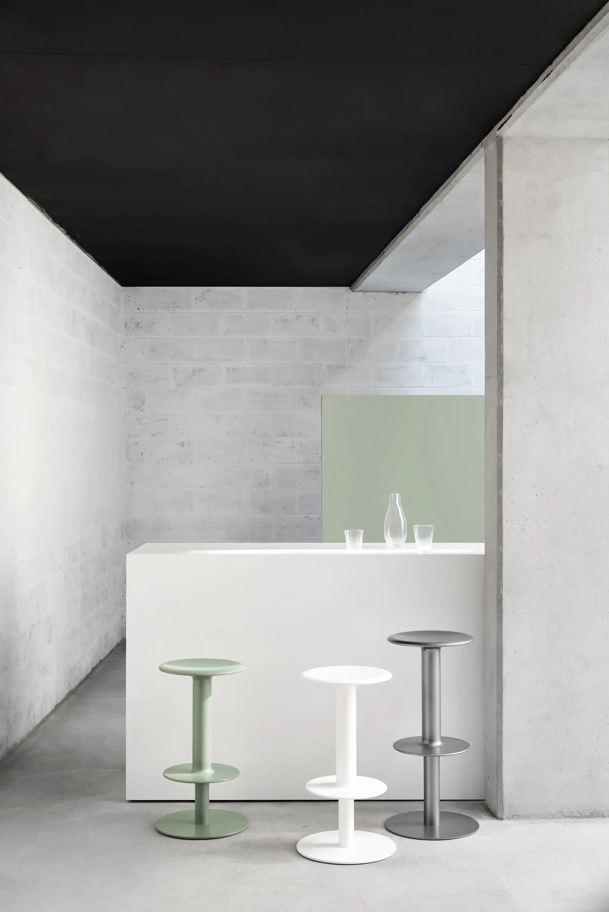 nau design - Rev Stool