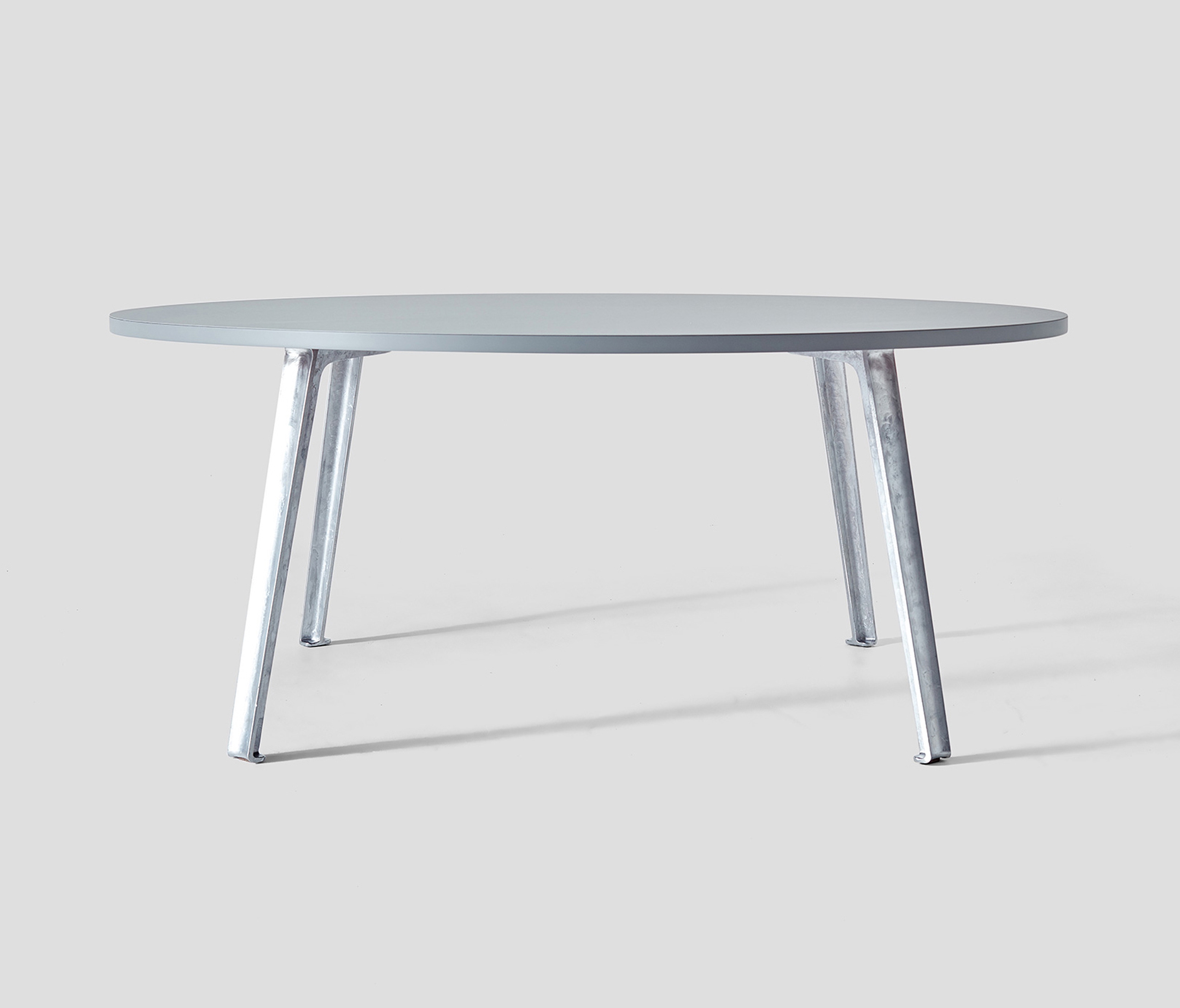 CANTEEN TABLE LINO - Dining tables from VG&P | Architonic