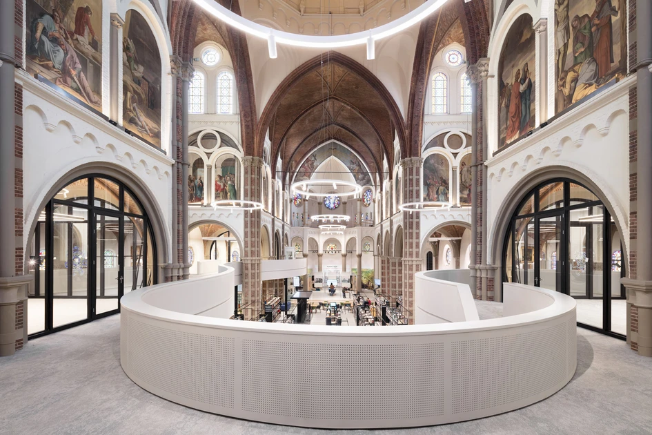 Library, museum and community centre ‘De Petrus’ – Discover project by ...