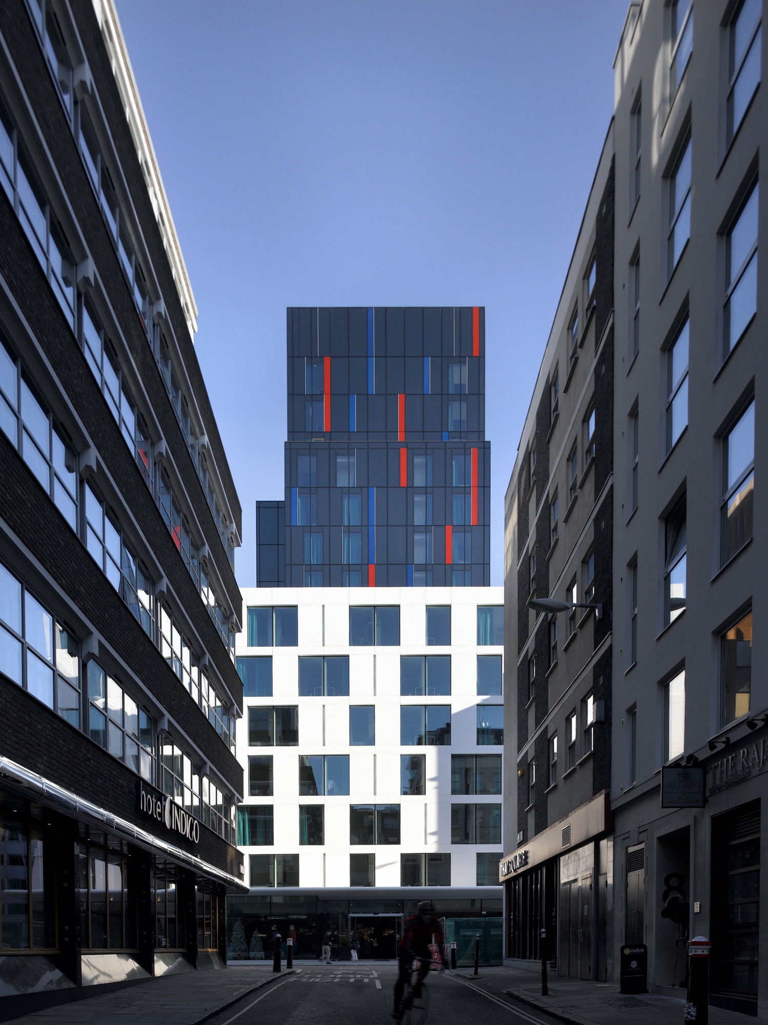 Lees oor projek Motel One