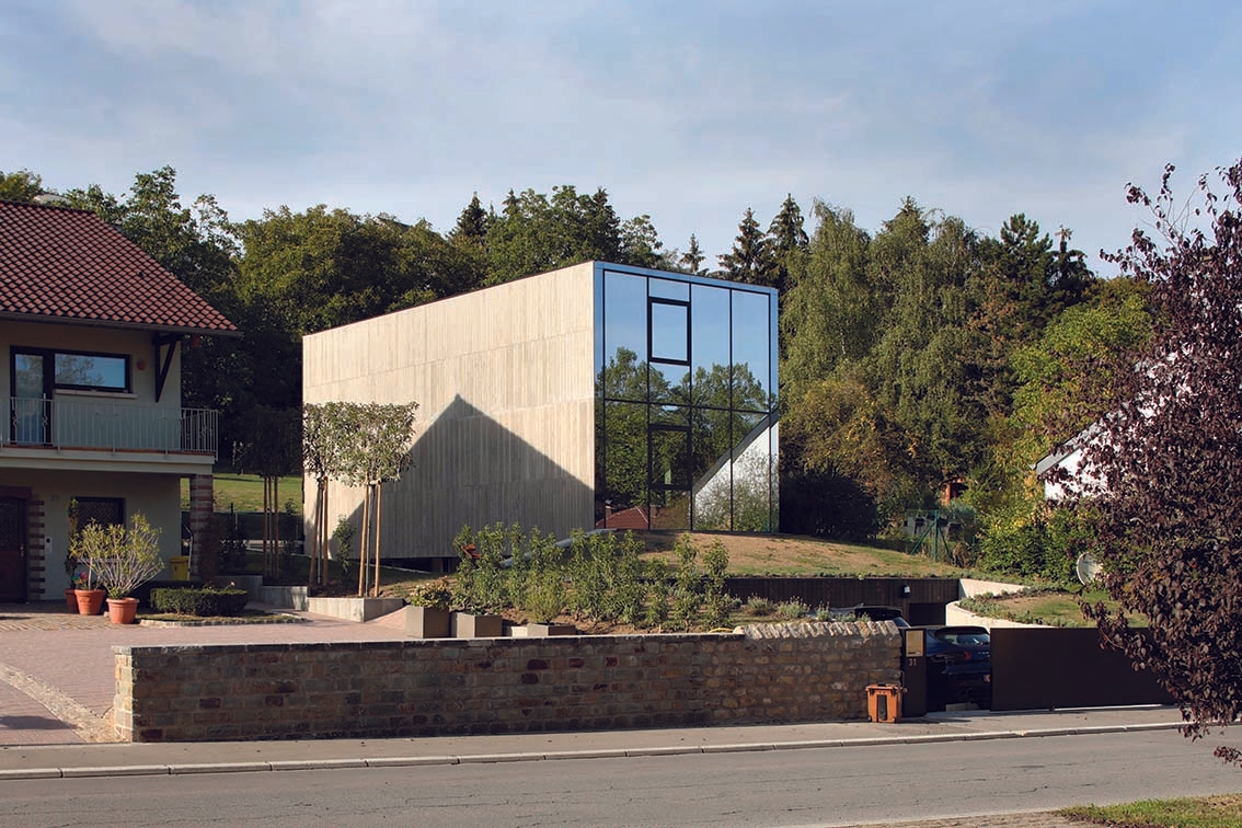 Lees oor projek Hercule