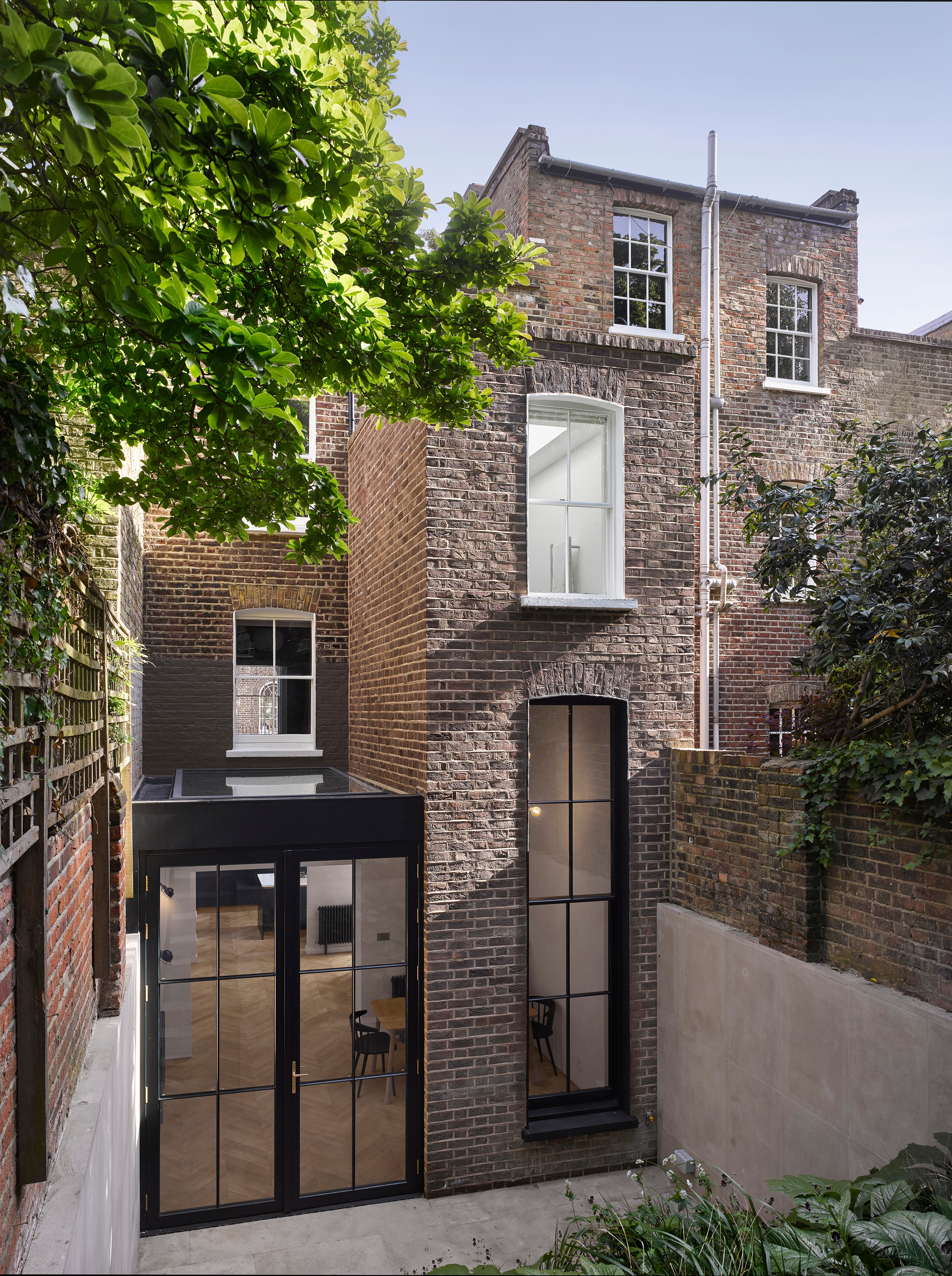 Read about project Tower House