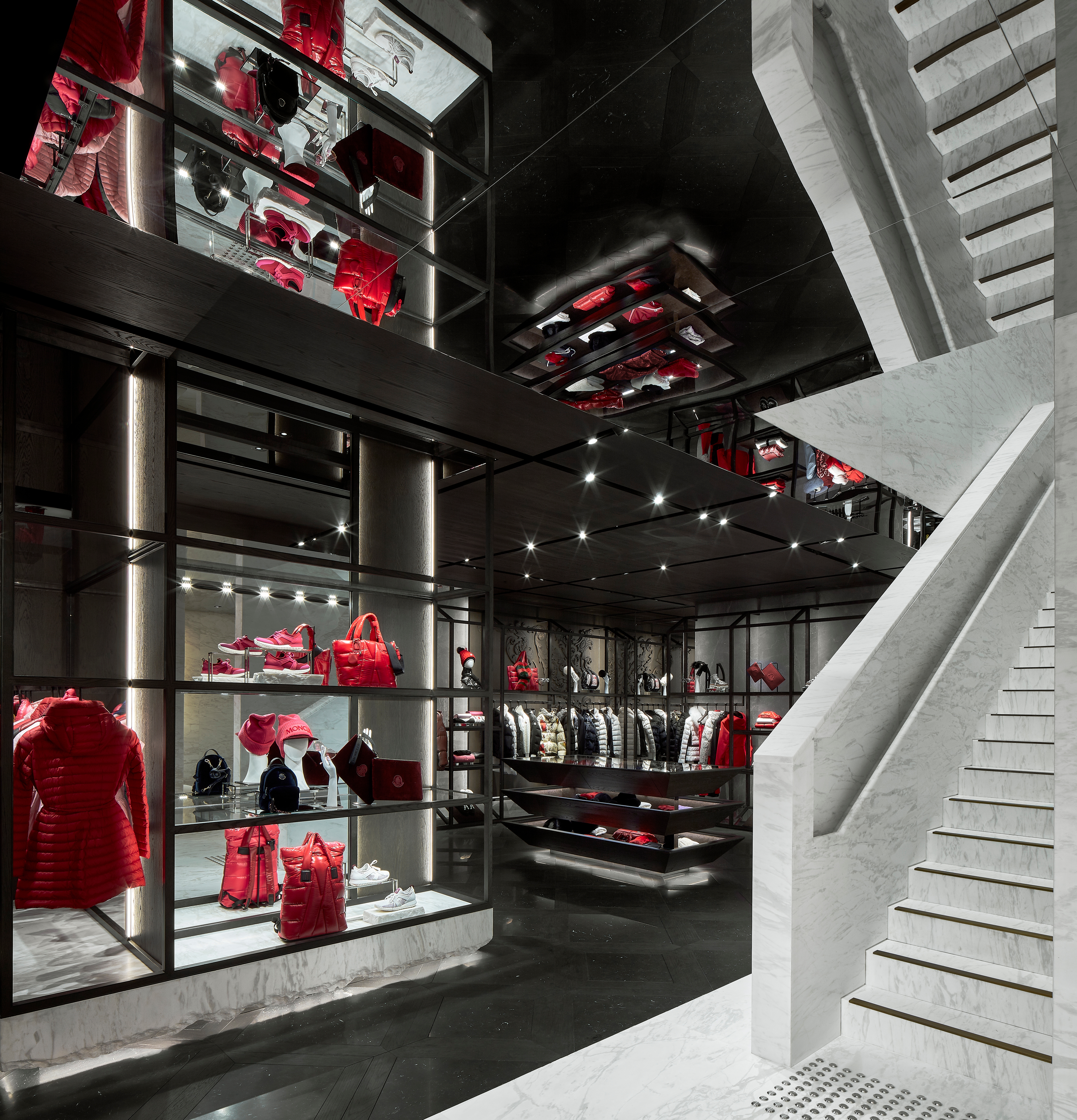 Erfahre mehr über das Projekt Moncler Singapore