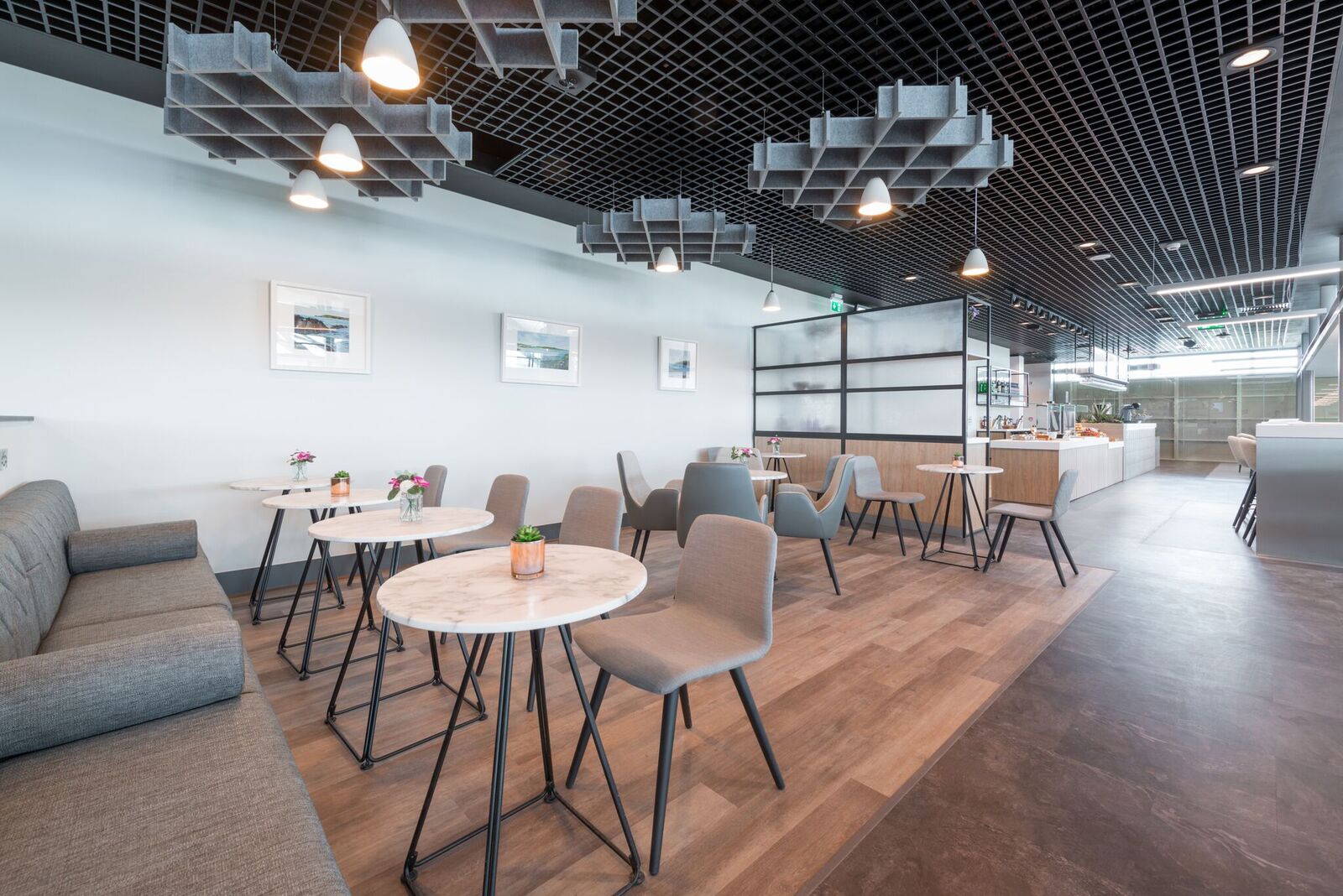 Erfahre mehr über das Projekt Aspire Lounge