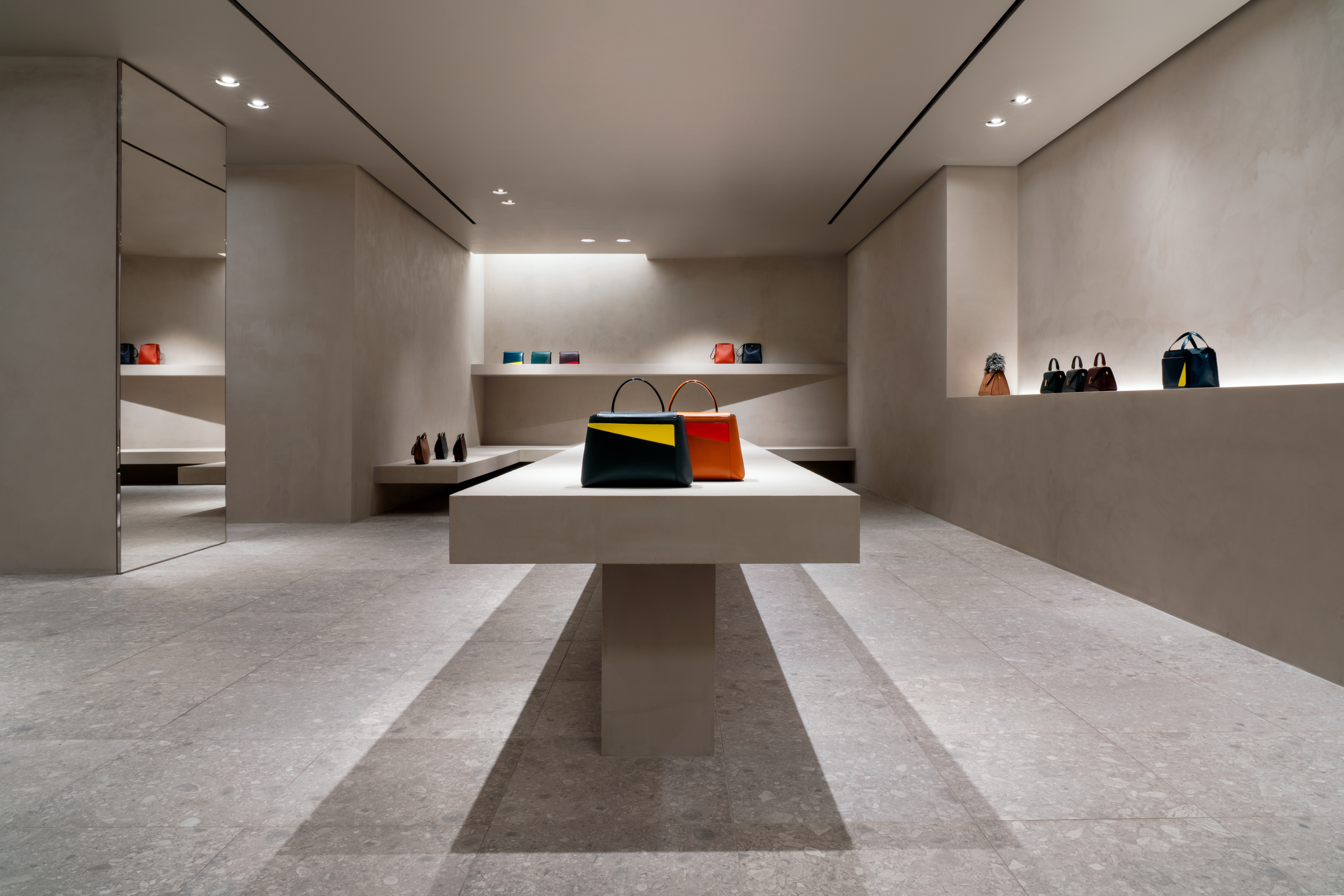 Leer sobre el proyecto Valextra Store
