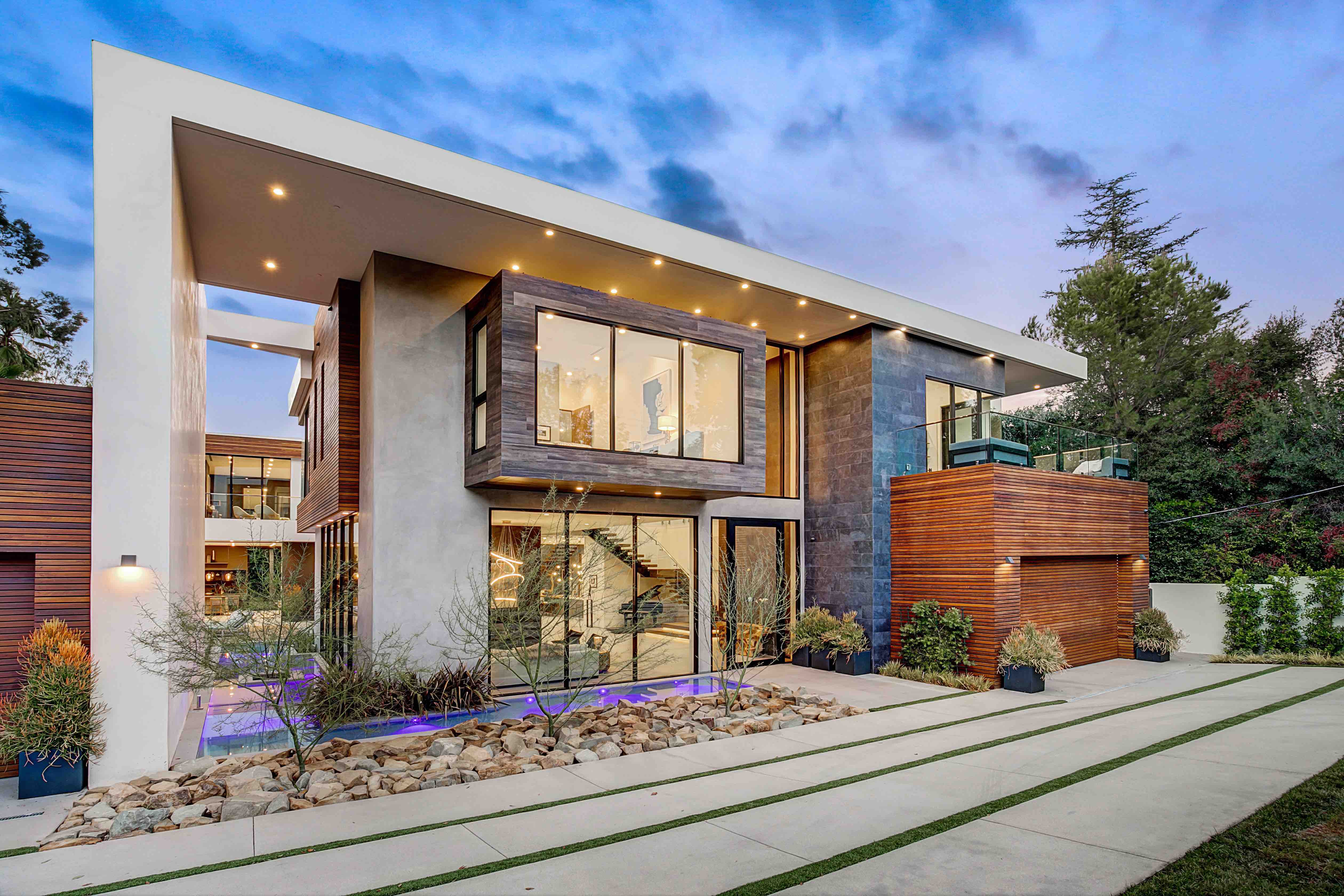 Read about project Valley Vista Residence