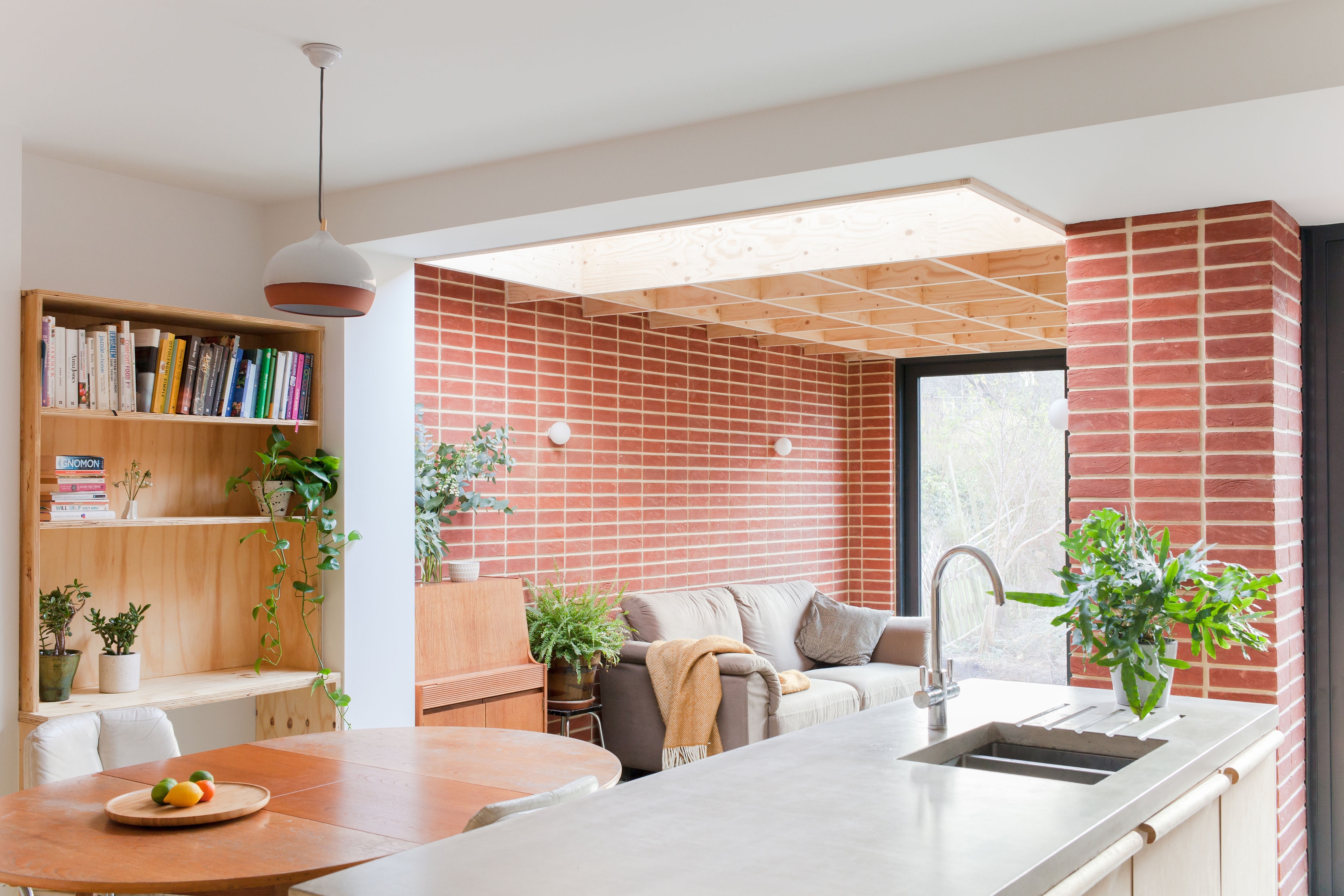 Leggi sul progetto Hive House