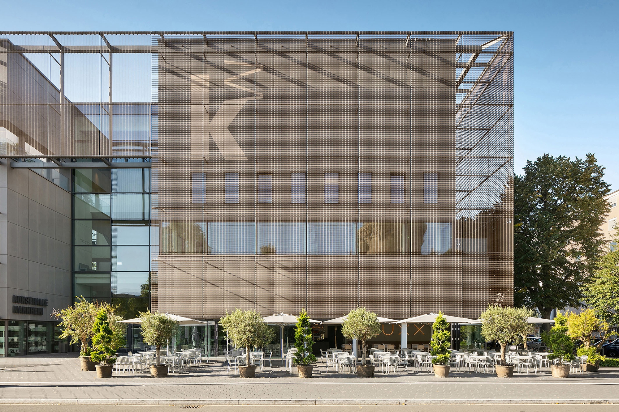 Read about project Restaurant Luxx in der Kunsthalle Mannheim
