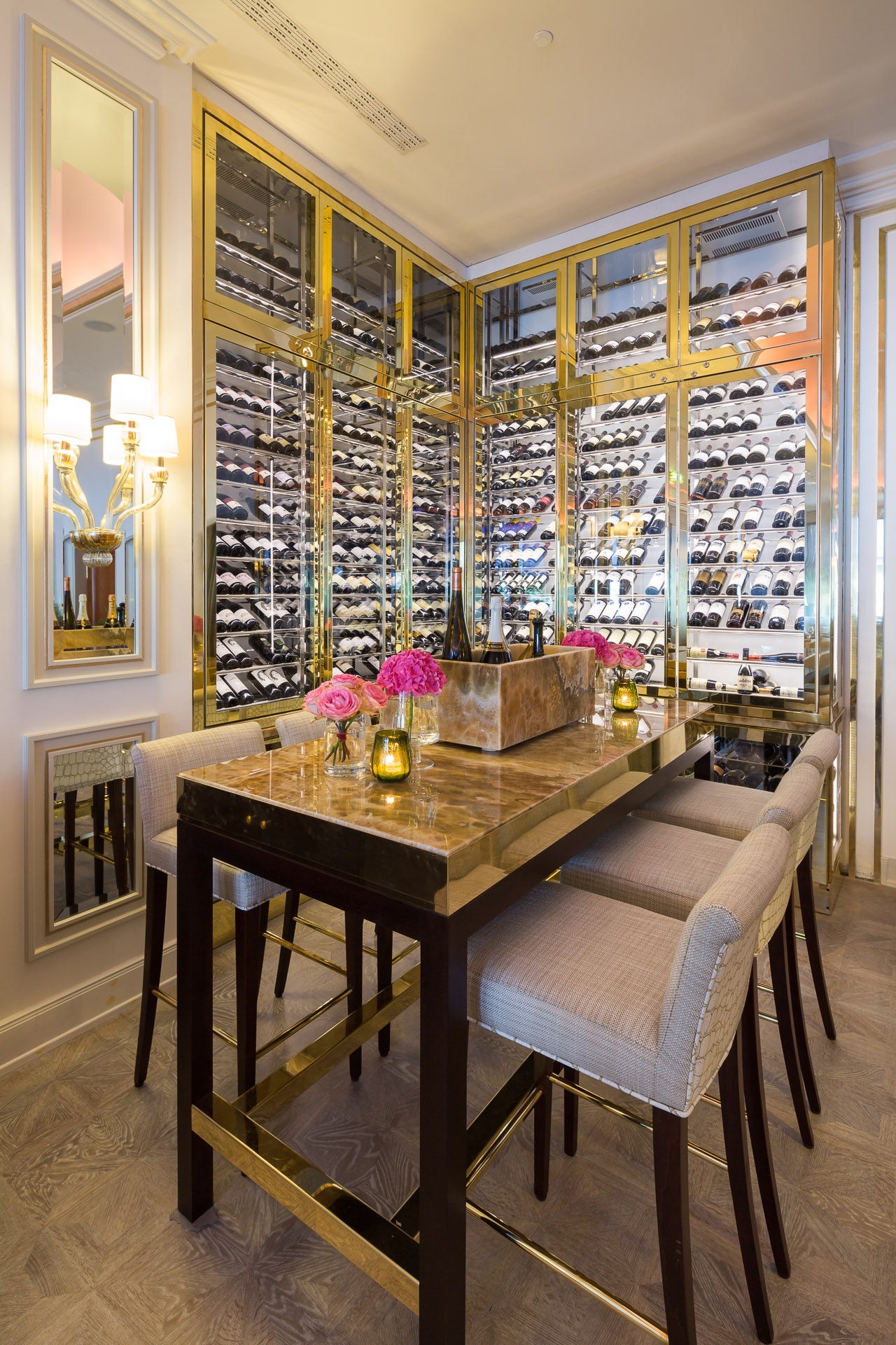 Read about project Hotel Vier Jahreszeiten