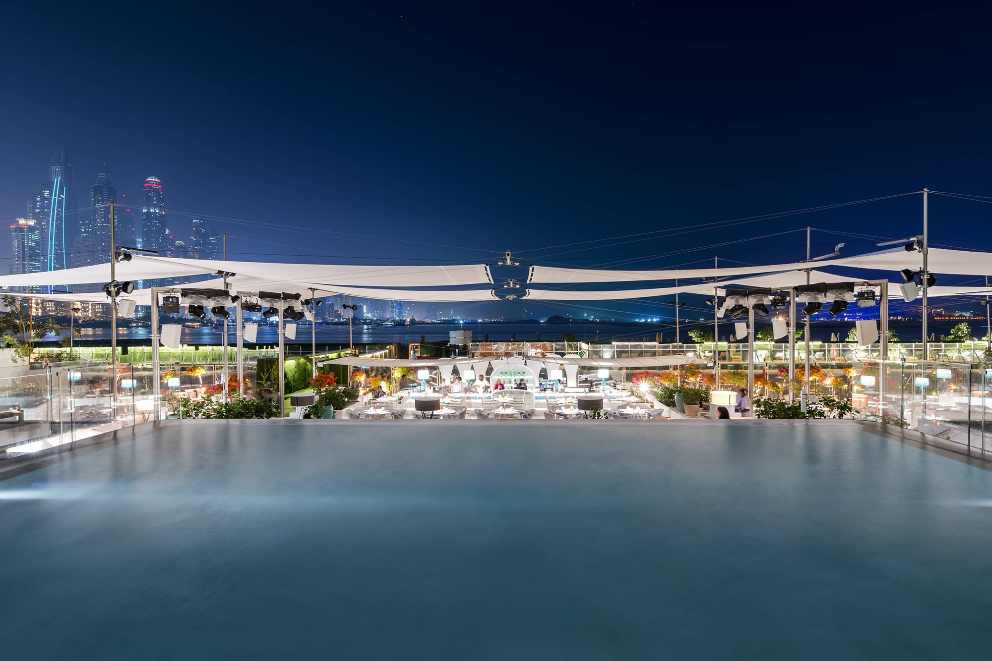 Leggi sul progetto Viceroy Hotel Palm Jumeirah