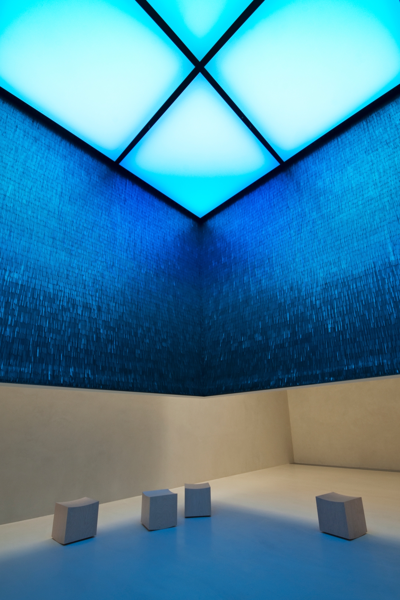 Lees oor projek Thyssen Raum der Stille