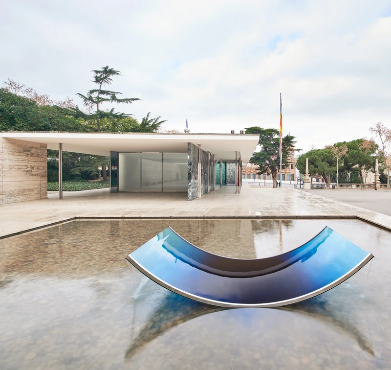 NO FEAR OF GLASS Sabine Marcelis サビーヌ Sabine Marcelis creates installation from Barcelona Pavilion