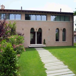 Leggi sul progetto LA RINASCITA DI UNA VECCHIA FILANDA