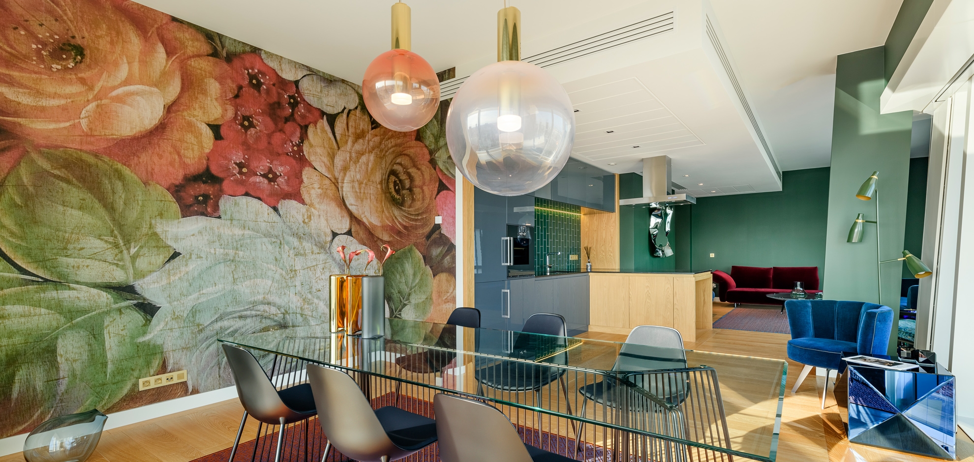 Read about project Green Flower apartment at ZŁOTA 44 in Warsaw