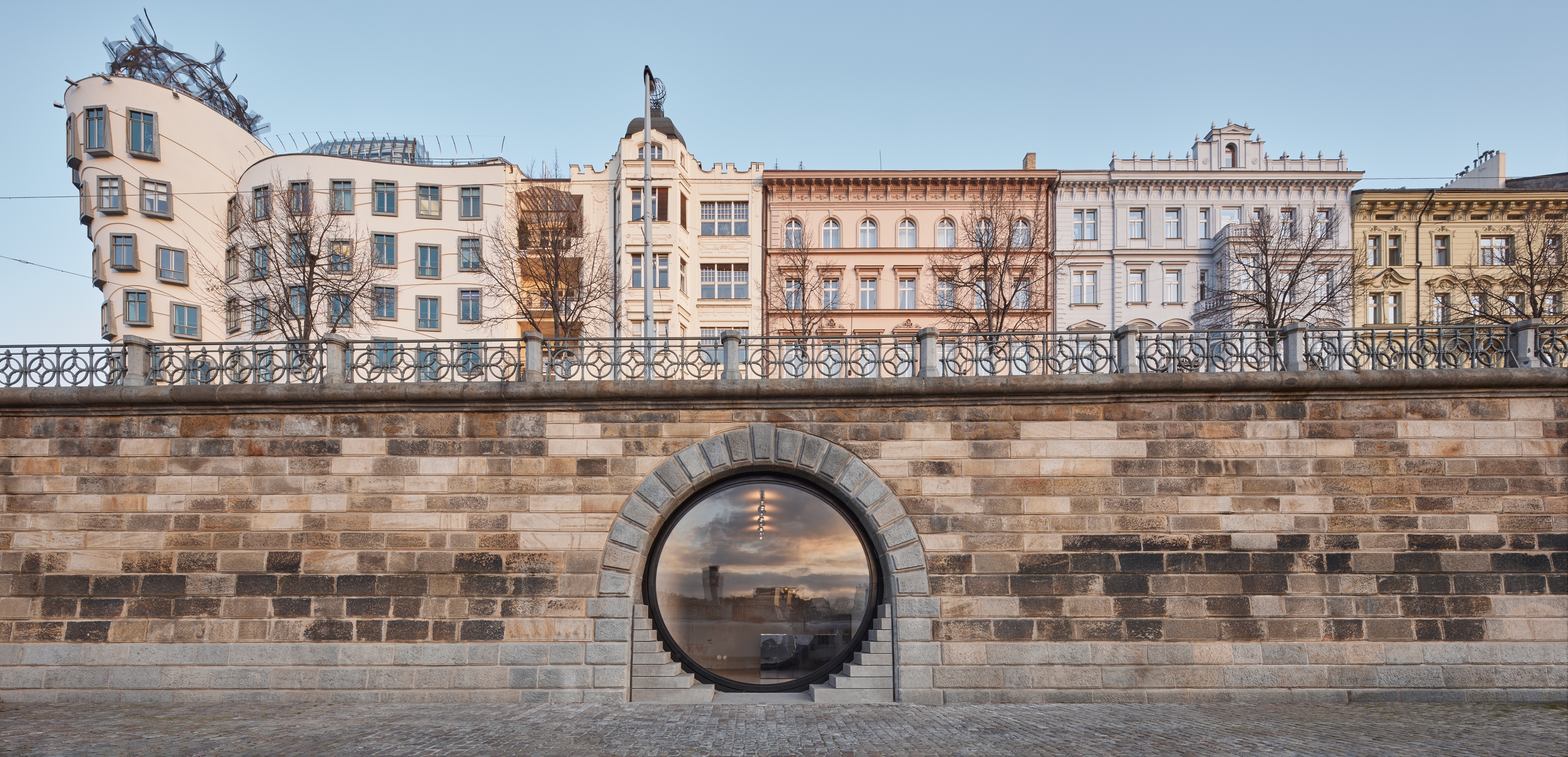 Erfahre mehr über das Projekt Revitalization of Prague riverfront area