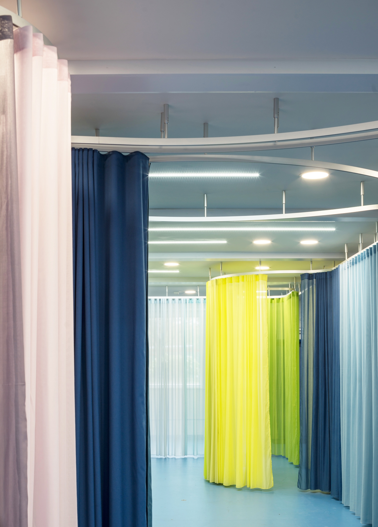 Leggi sul progetto Rosemary Works School, Phase Two