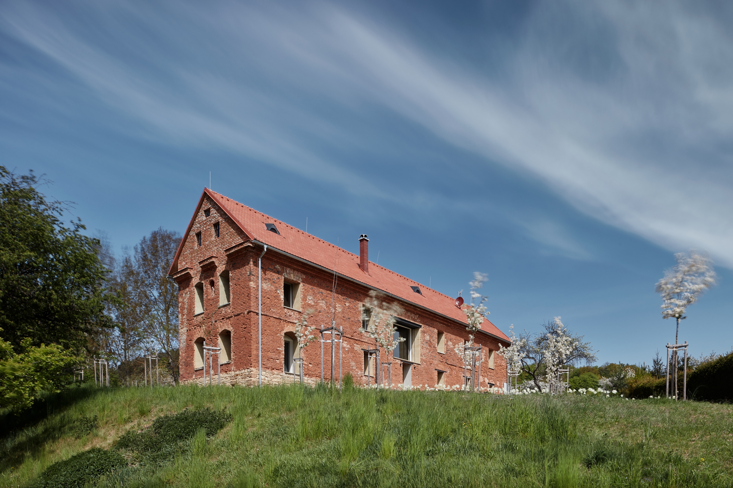 Leggi sul progetto House Inside a Ruin