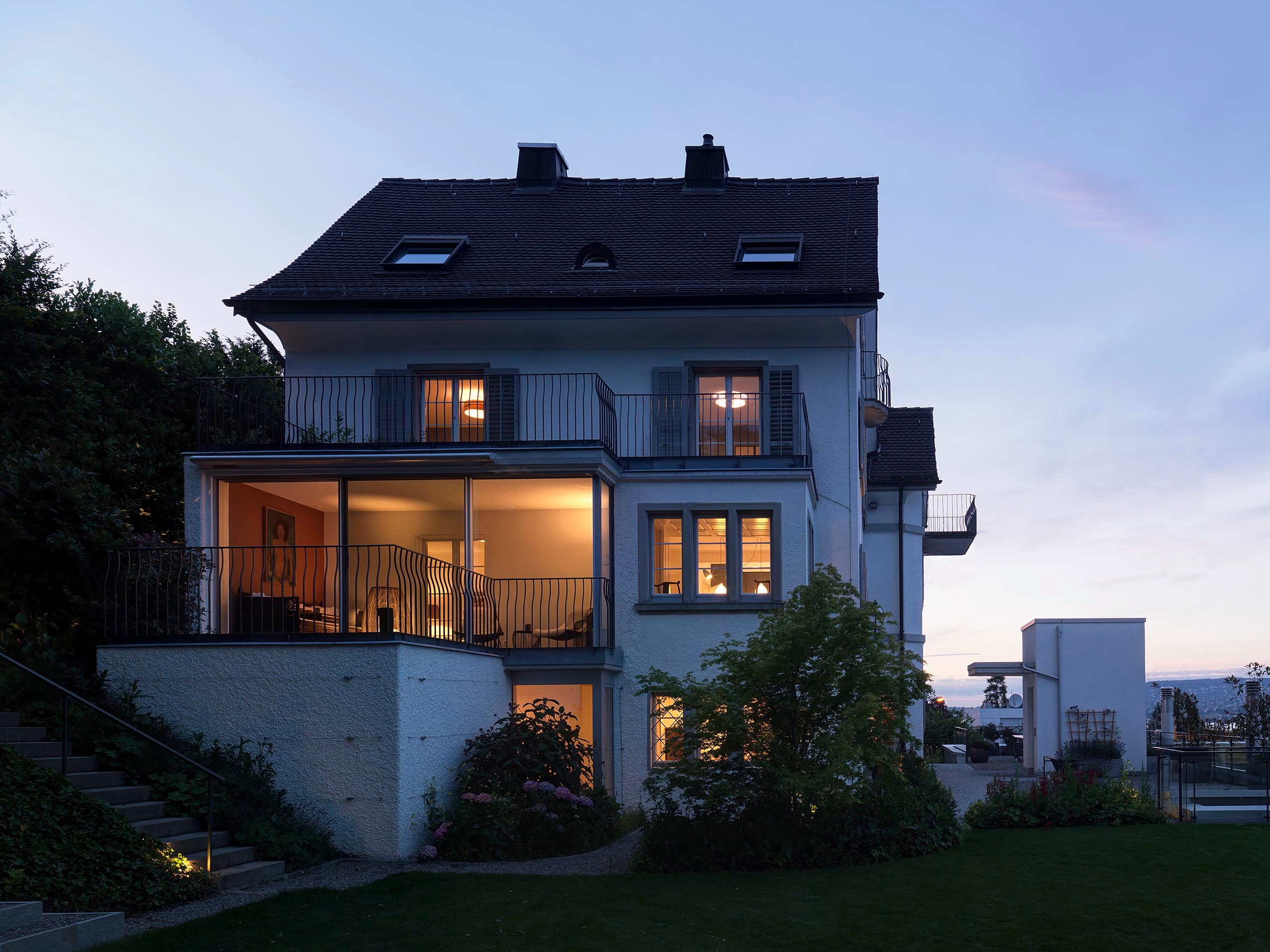 Read about project Family House on Lake Zurich