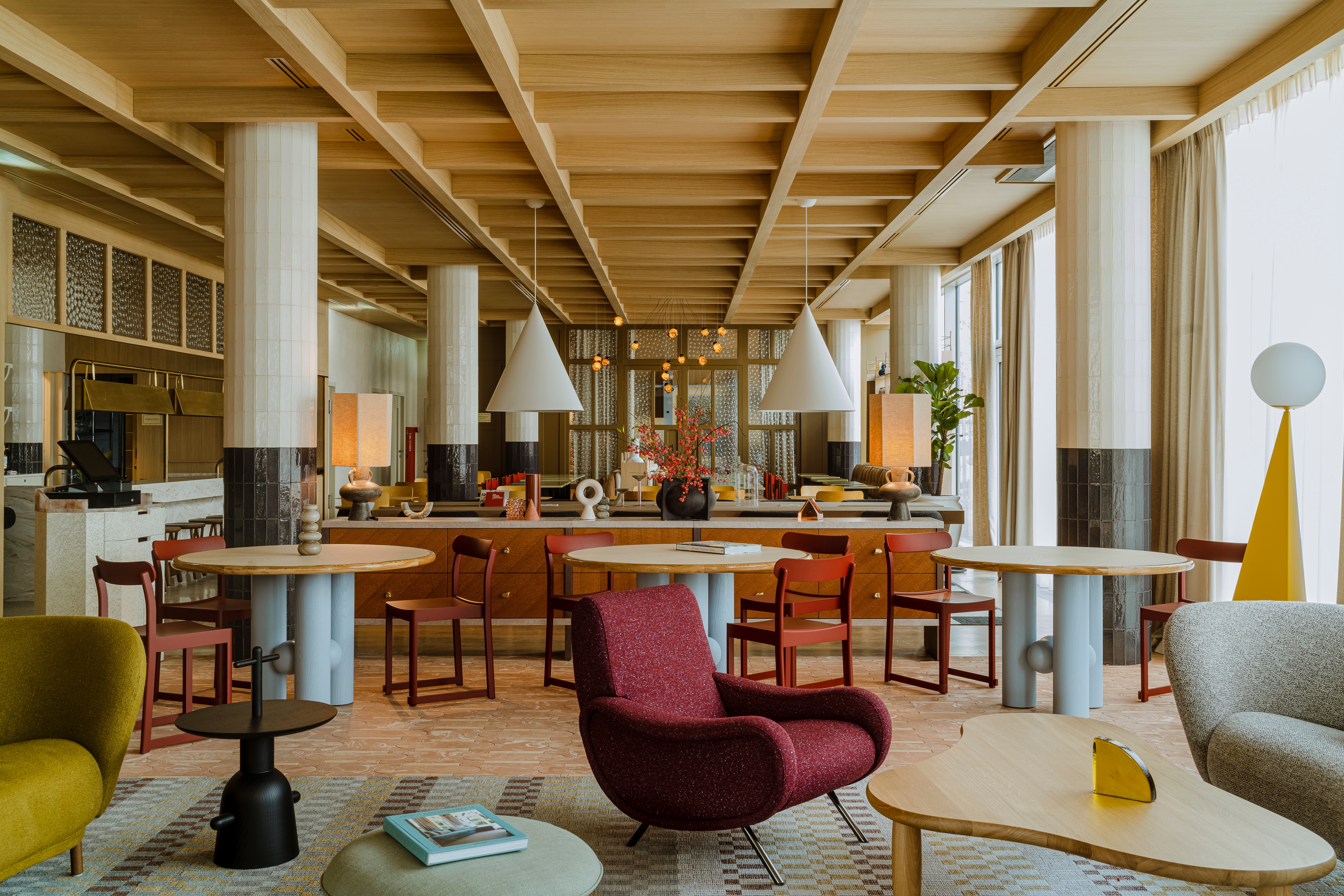 Lees oor projek PURO Hotel