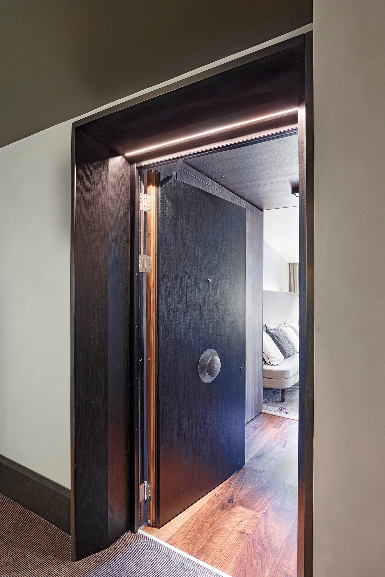 Read about project Mandarin Oriental Hotel