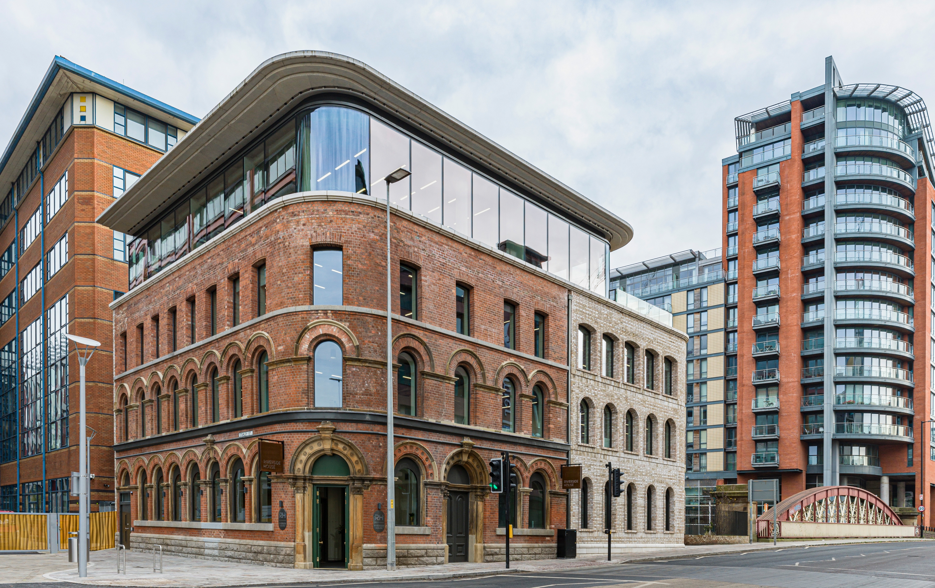 Leer sobre el proyecto Muse, Riverside House