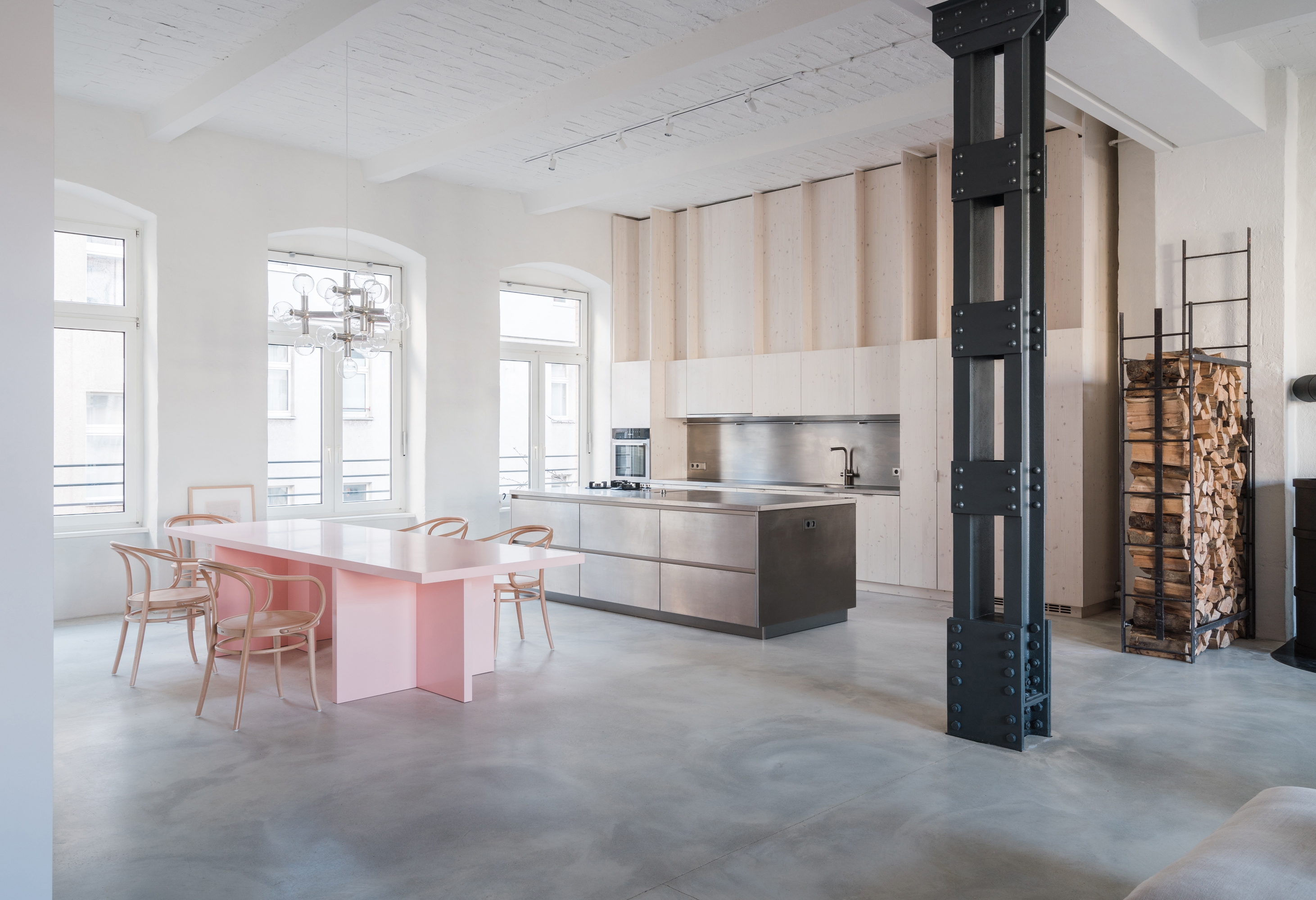Read about project SCH52 Loft