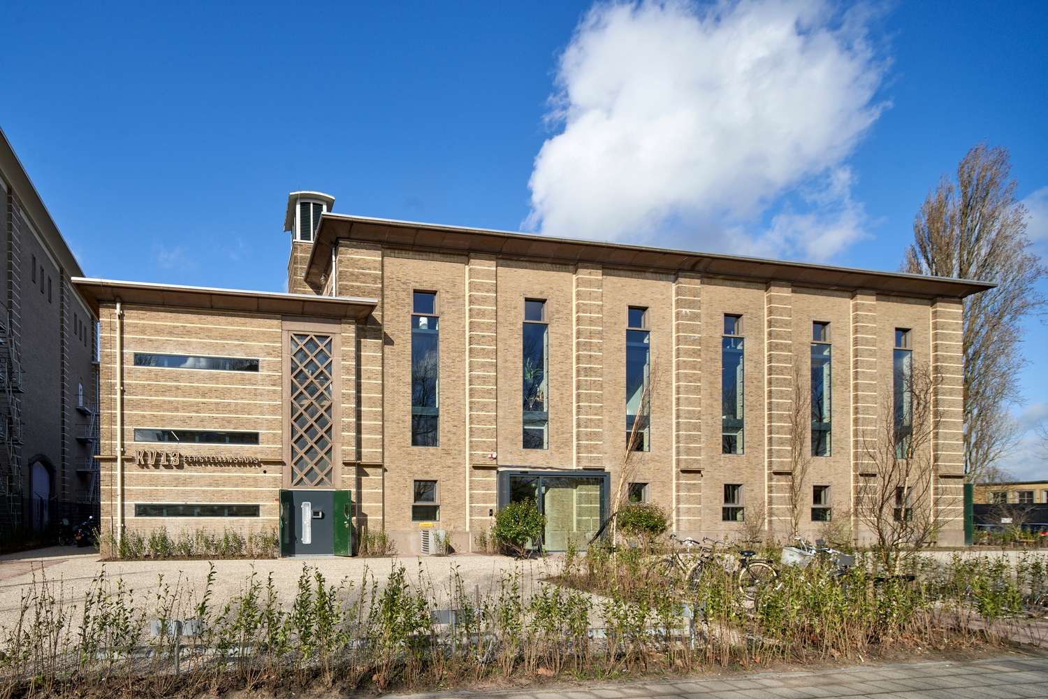 Read about project 13KV Dordrecht Health Center