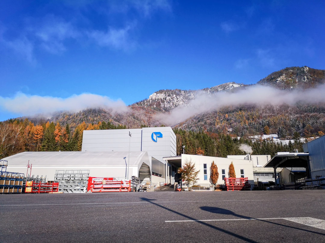 Leer sobre el proyecto Hochregallager der Piesslinger GmbH