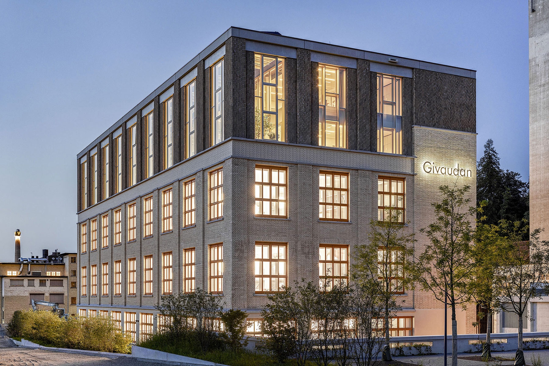 Read about project Renovation Givaudan Office Building 1246