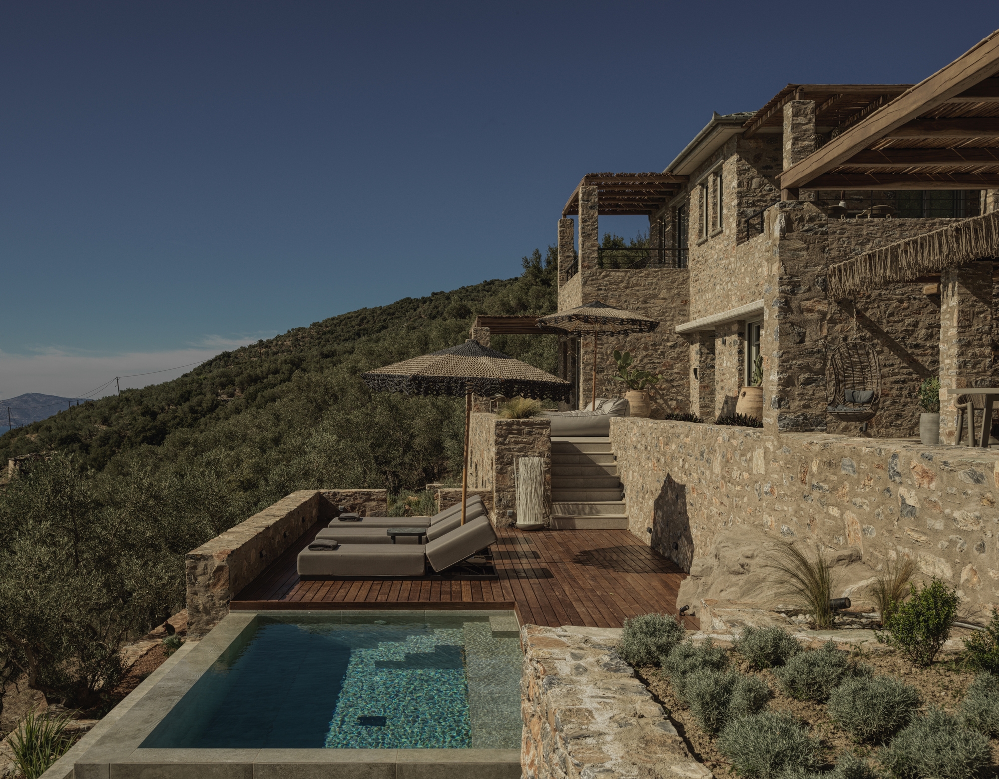 Lire à propos du projet Peliva Nature & Suites