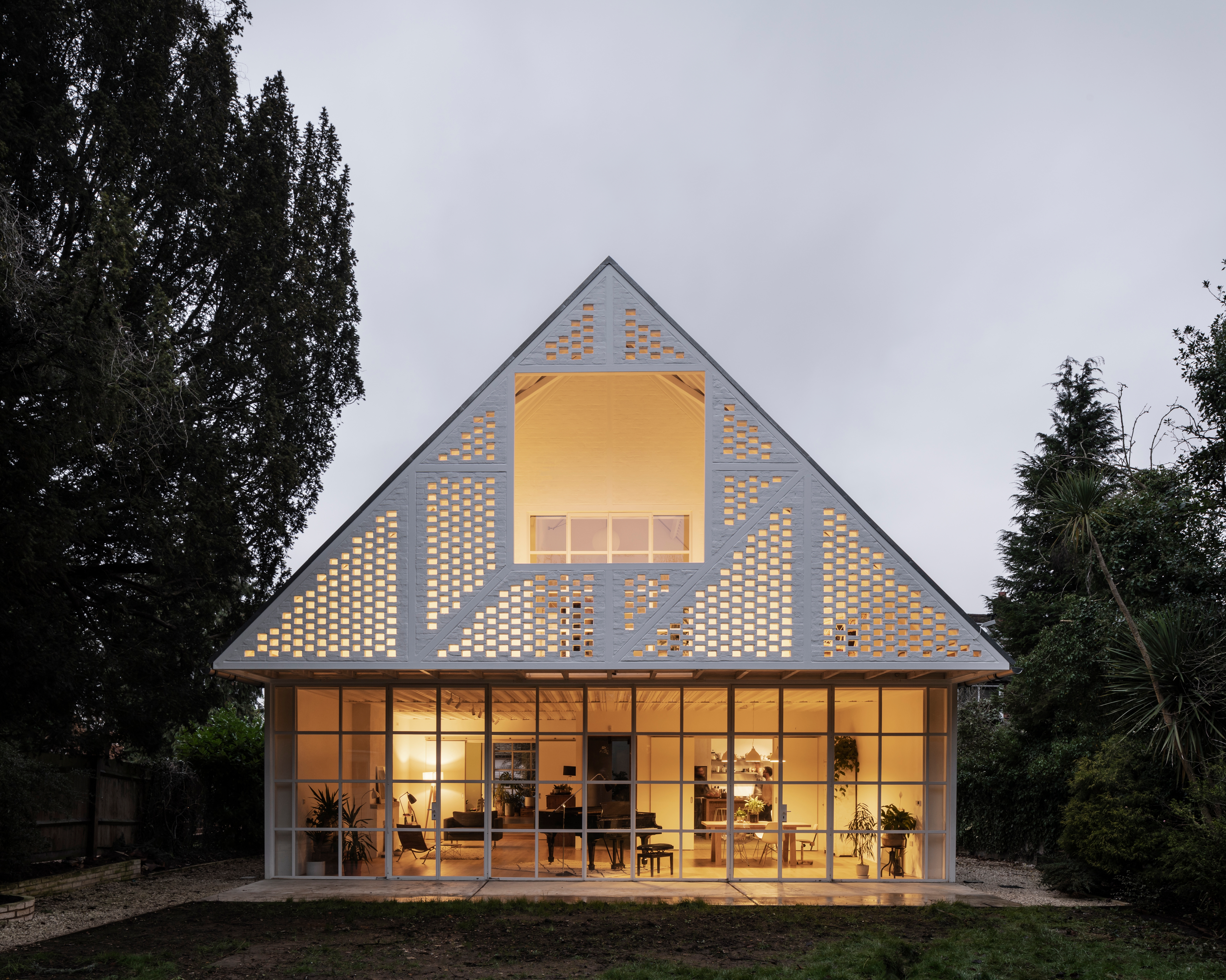 Erfahre mehr über das Projekt Ditton Hill House
