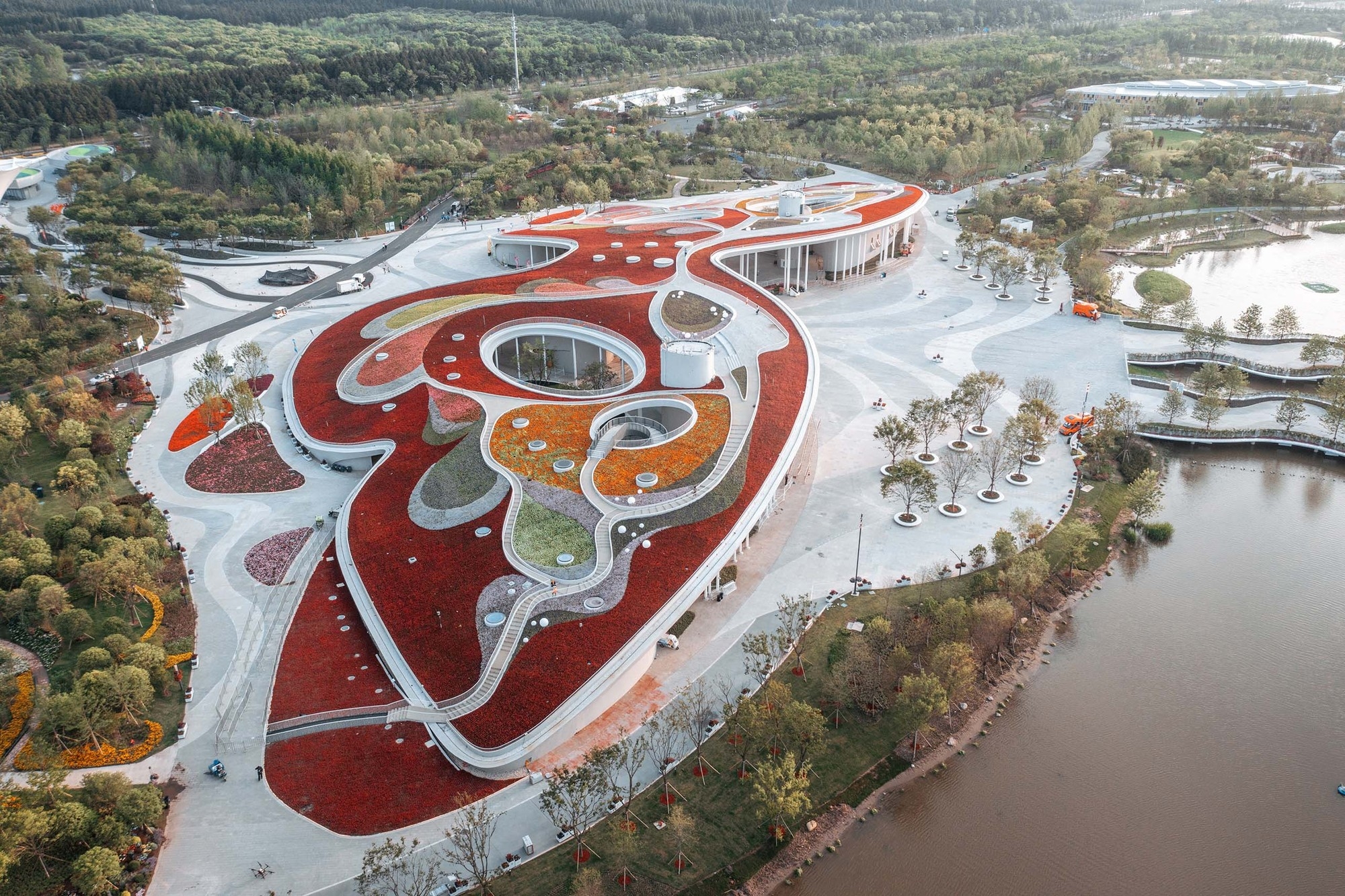 Read about project Century Pavilion for 10th China Flower Expo