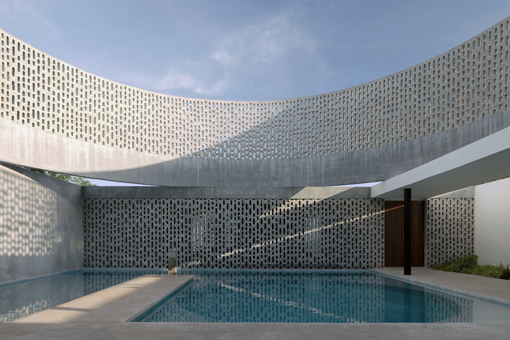 Lees oor projek Wóolis House