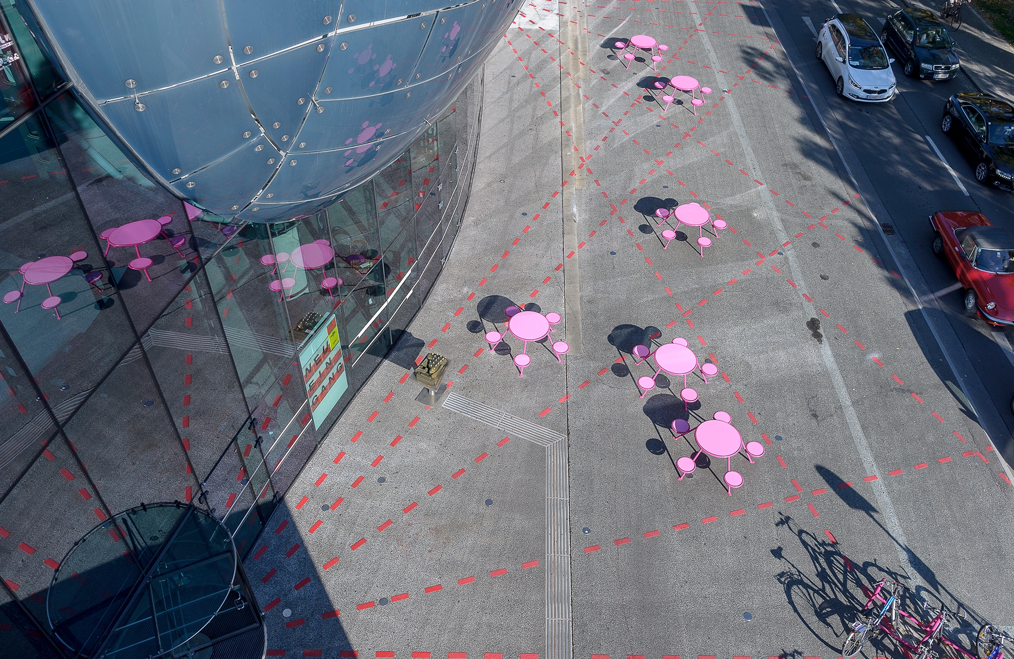 Read about project Forecourt of Kunsthaus Graz
