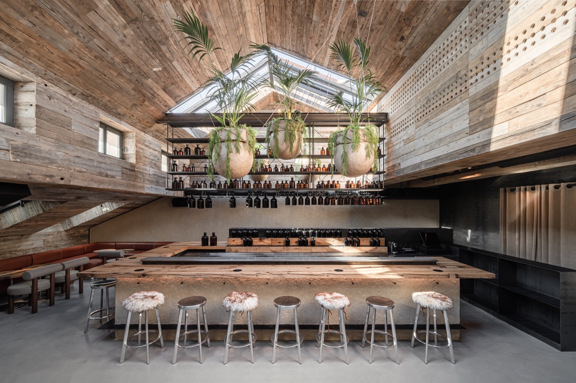 Erfahre mehr über das Projekt Mad Bars House