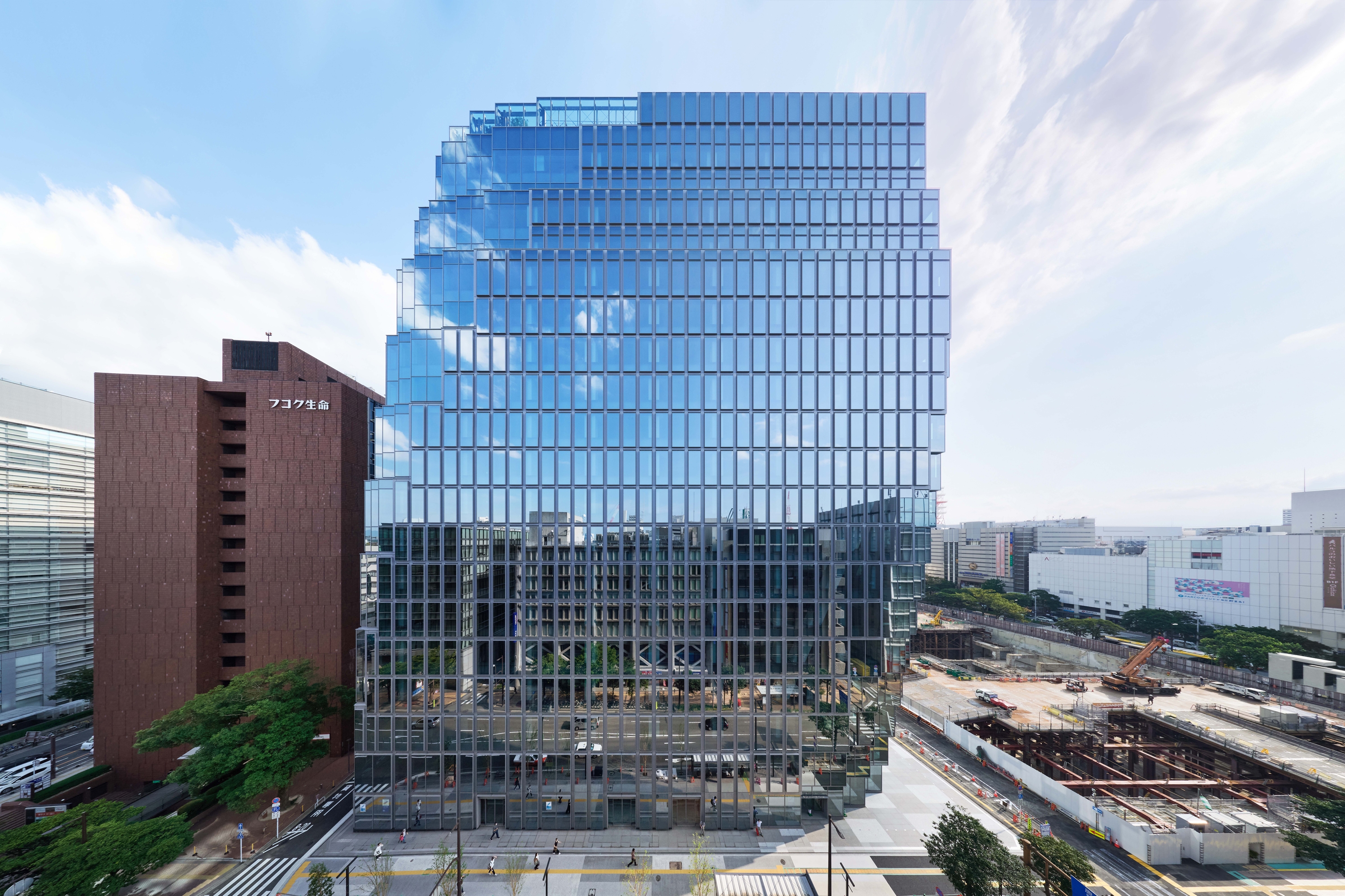 Erfahre mehr über das Projekt Tenjin Business Center