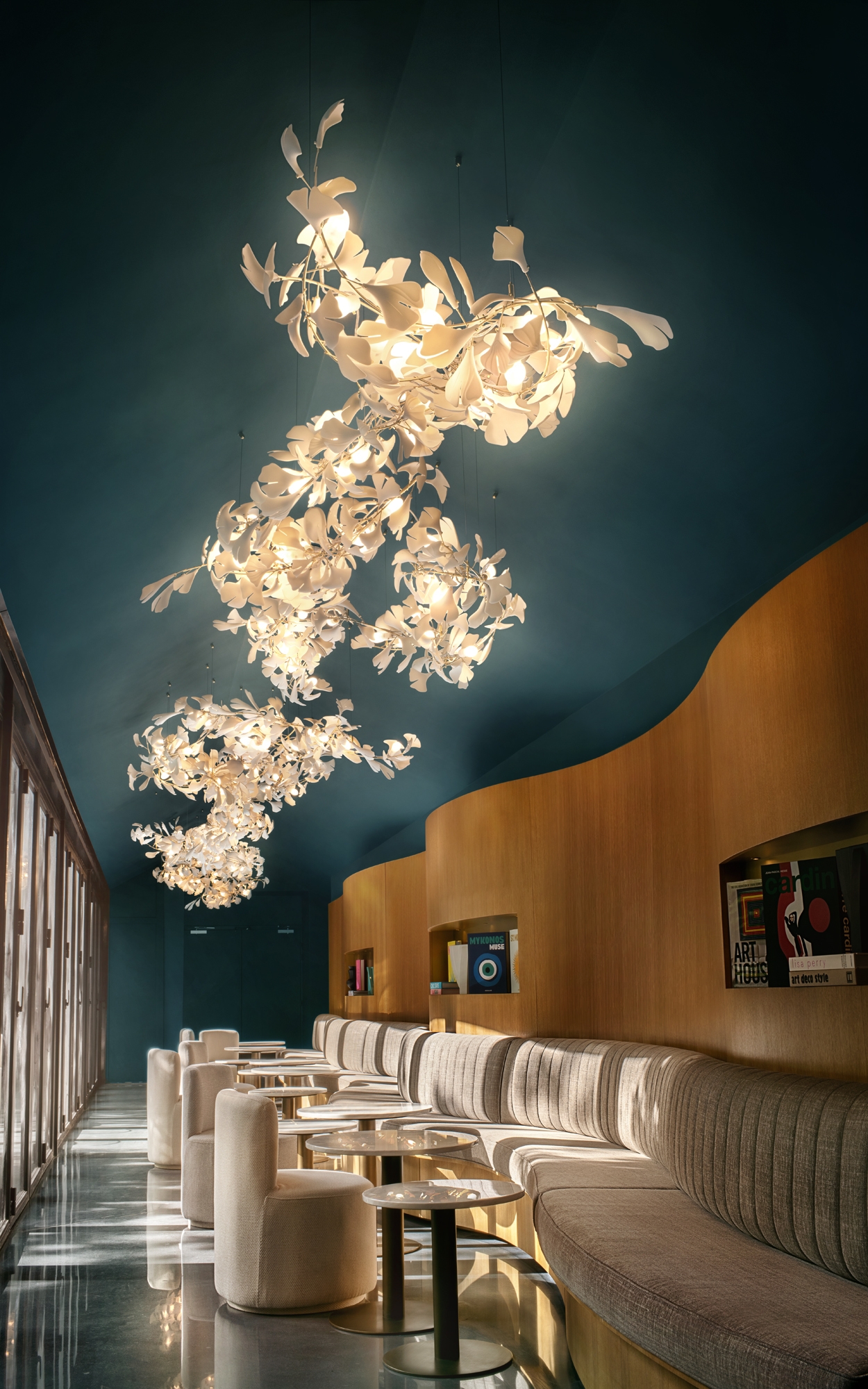 Read about project Bespoke Lighting Sculpture GINGKO_1266