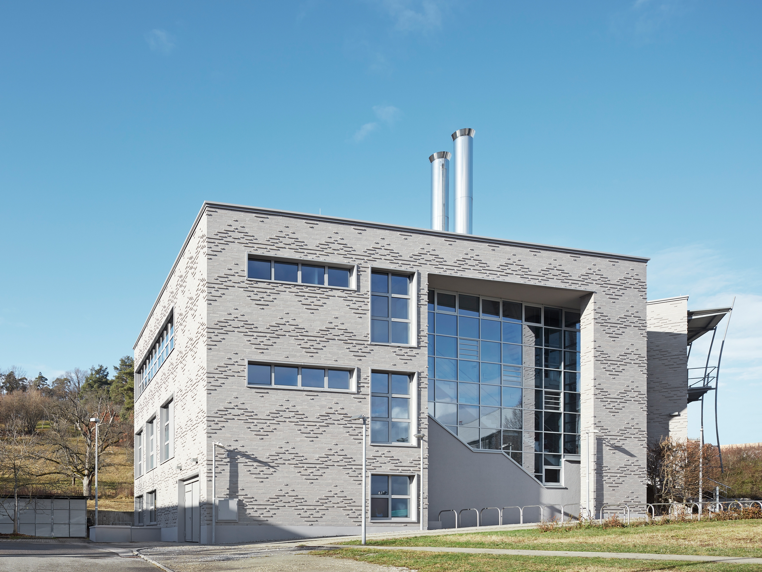 Lees oor projek Facade and Lecture Hall Renovation for the Institute for Clinical Anatomy and Cell Analysis