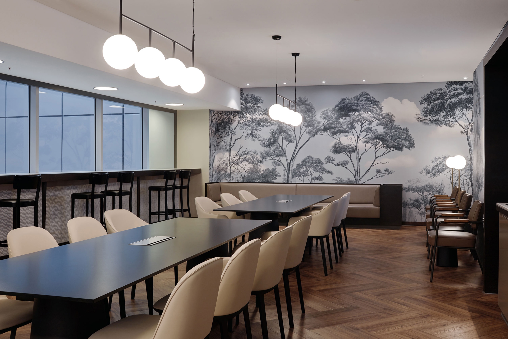 Read about project Zurich airport