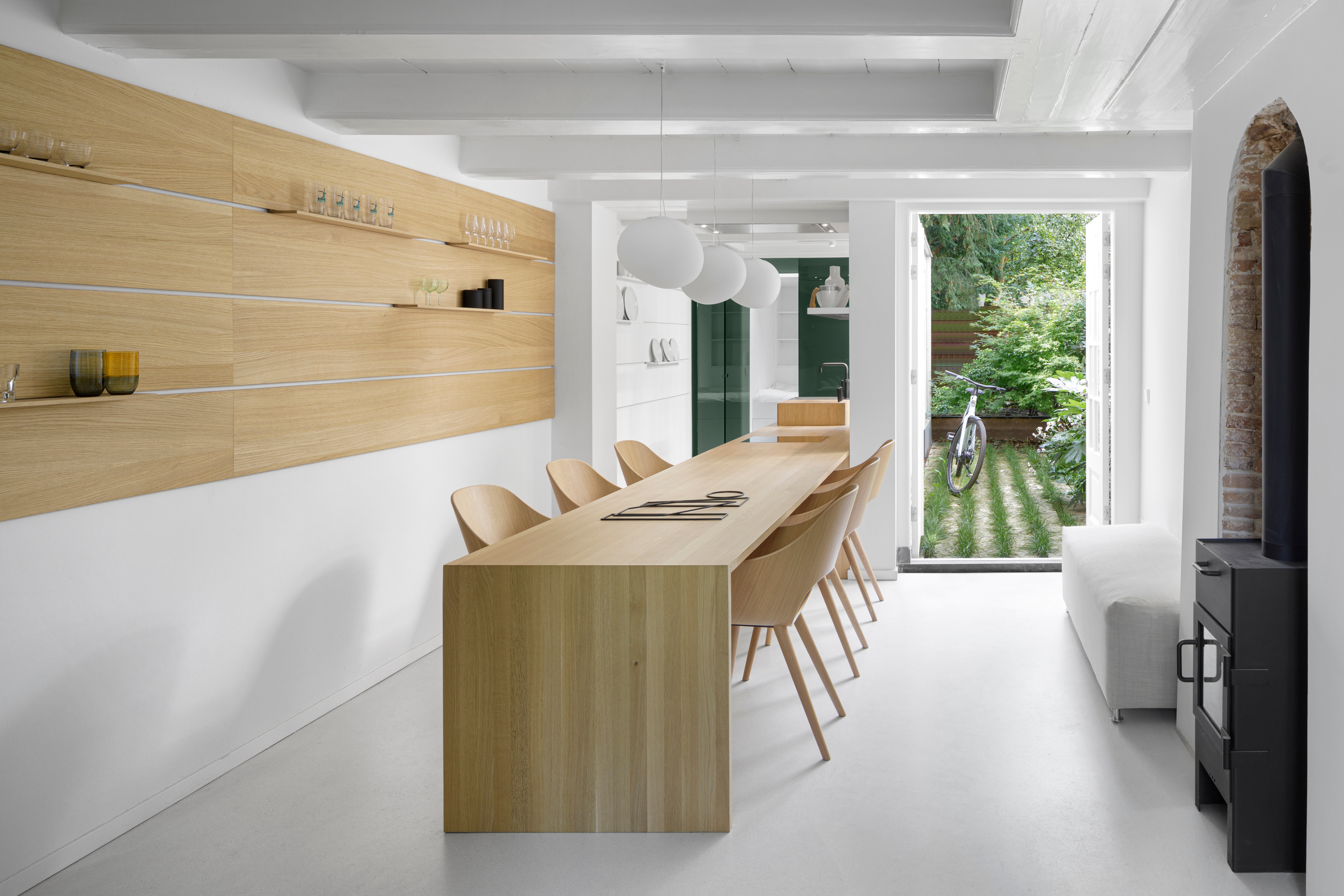 Leggi sul progetto Canal House