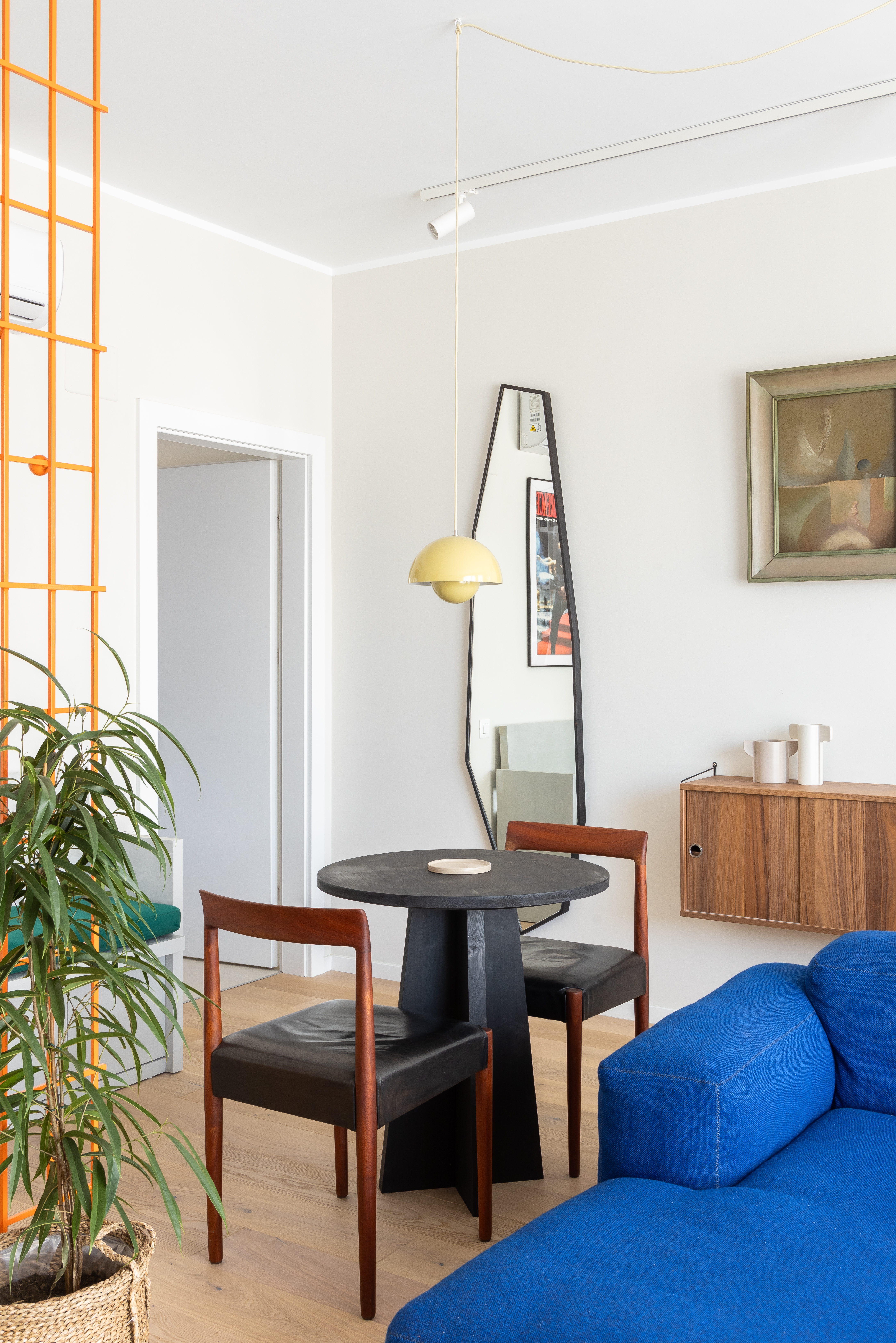 Read about project R6